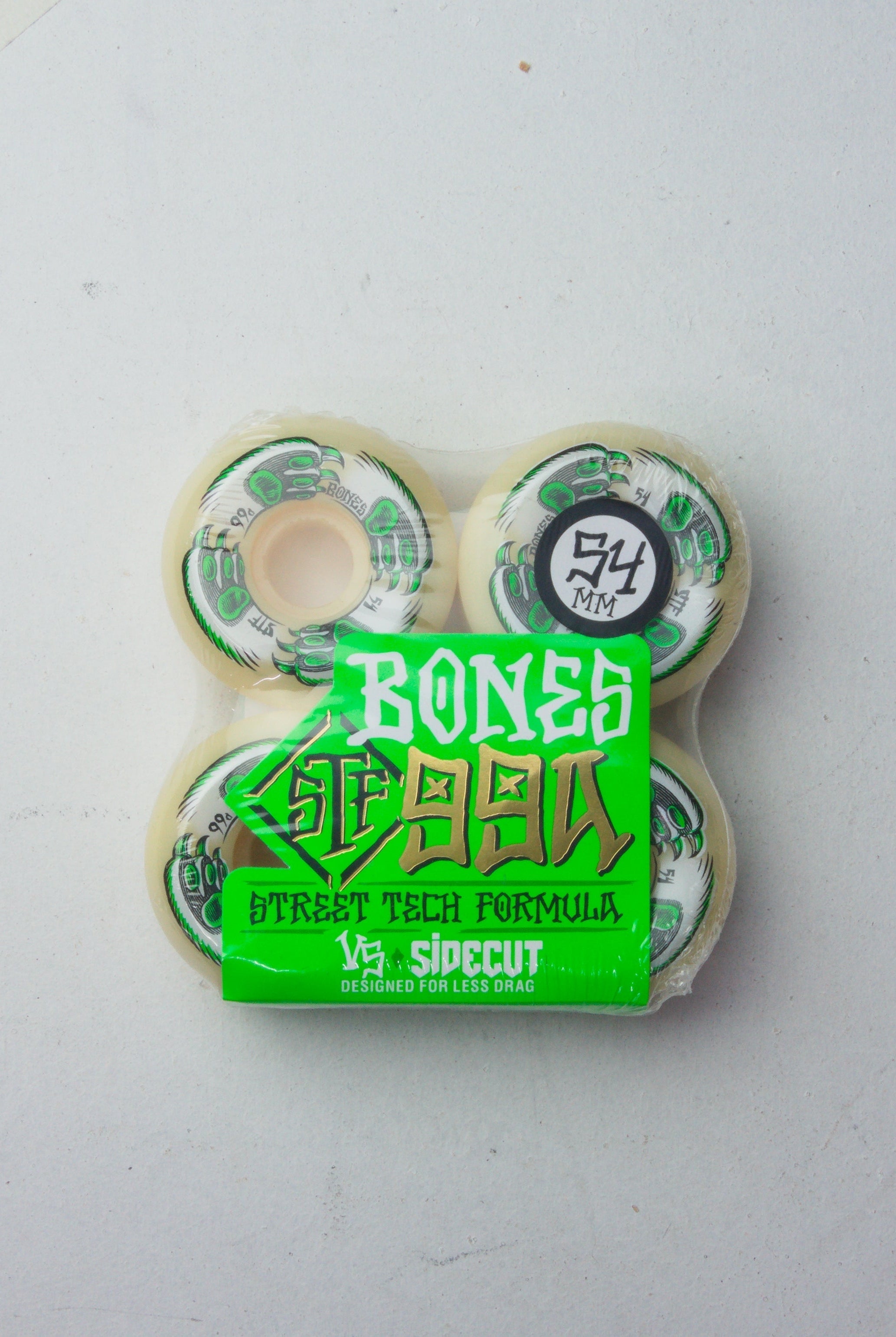 Bones wheels - stf formula 99a skateboard - kitty twister - 52mm