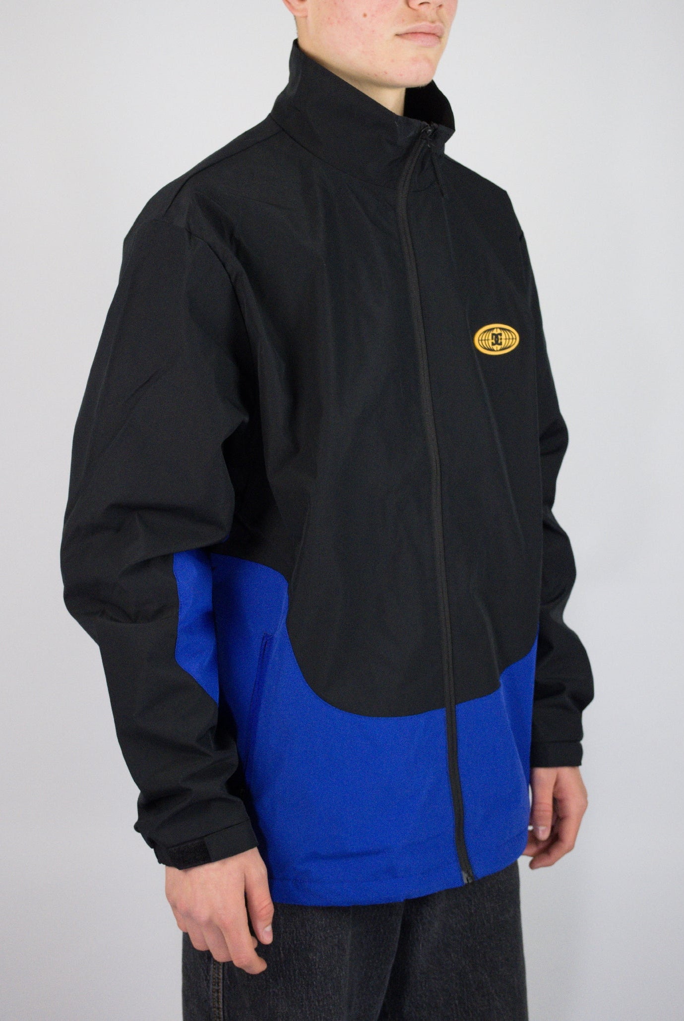 Dc shoes - all terrain waterproof windbreaker jacket - black / blue