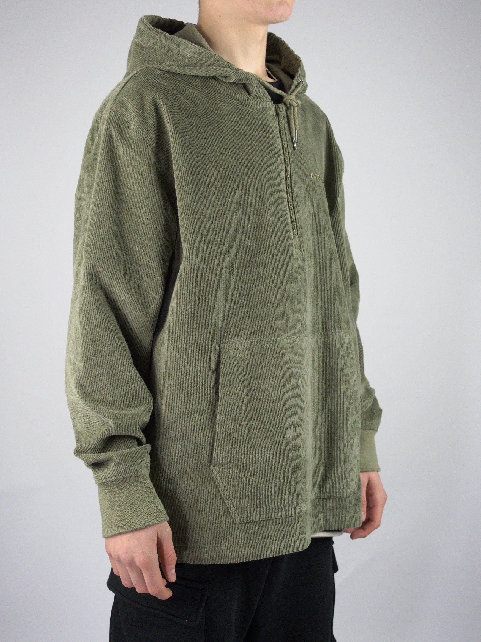 Xl dc shoes - belview quarter zip cordrouy pullover - deep lichen green last ones only