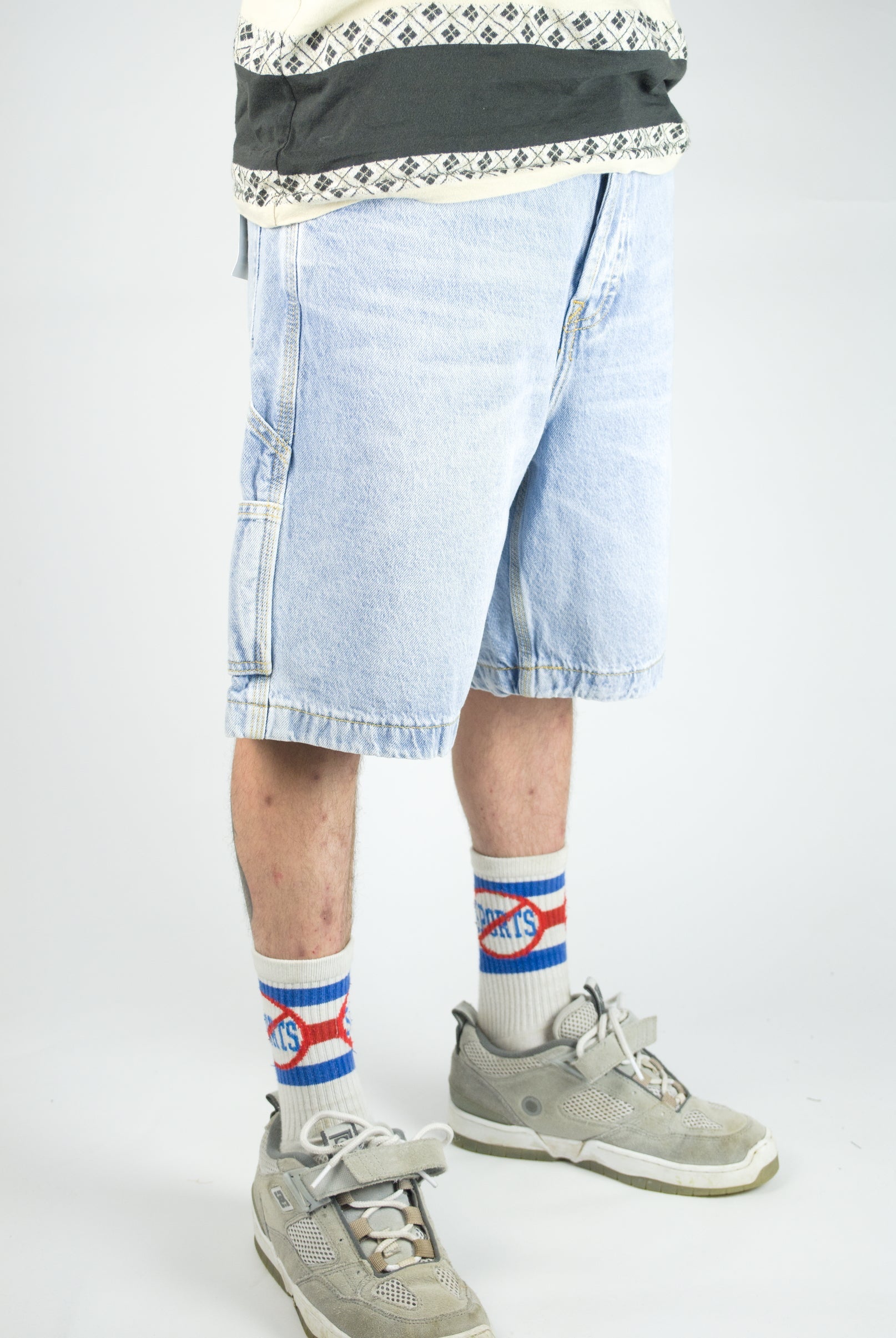 Dc shoes carpenter 22’’ denim shorts for men light wash blue