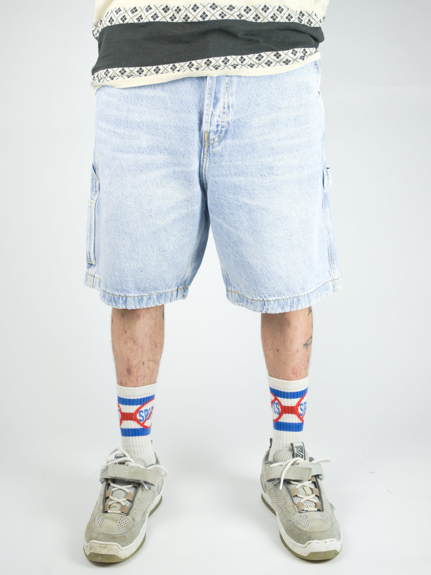 Dc shoes carpenter 22’’ denim shorts for men light wash blue