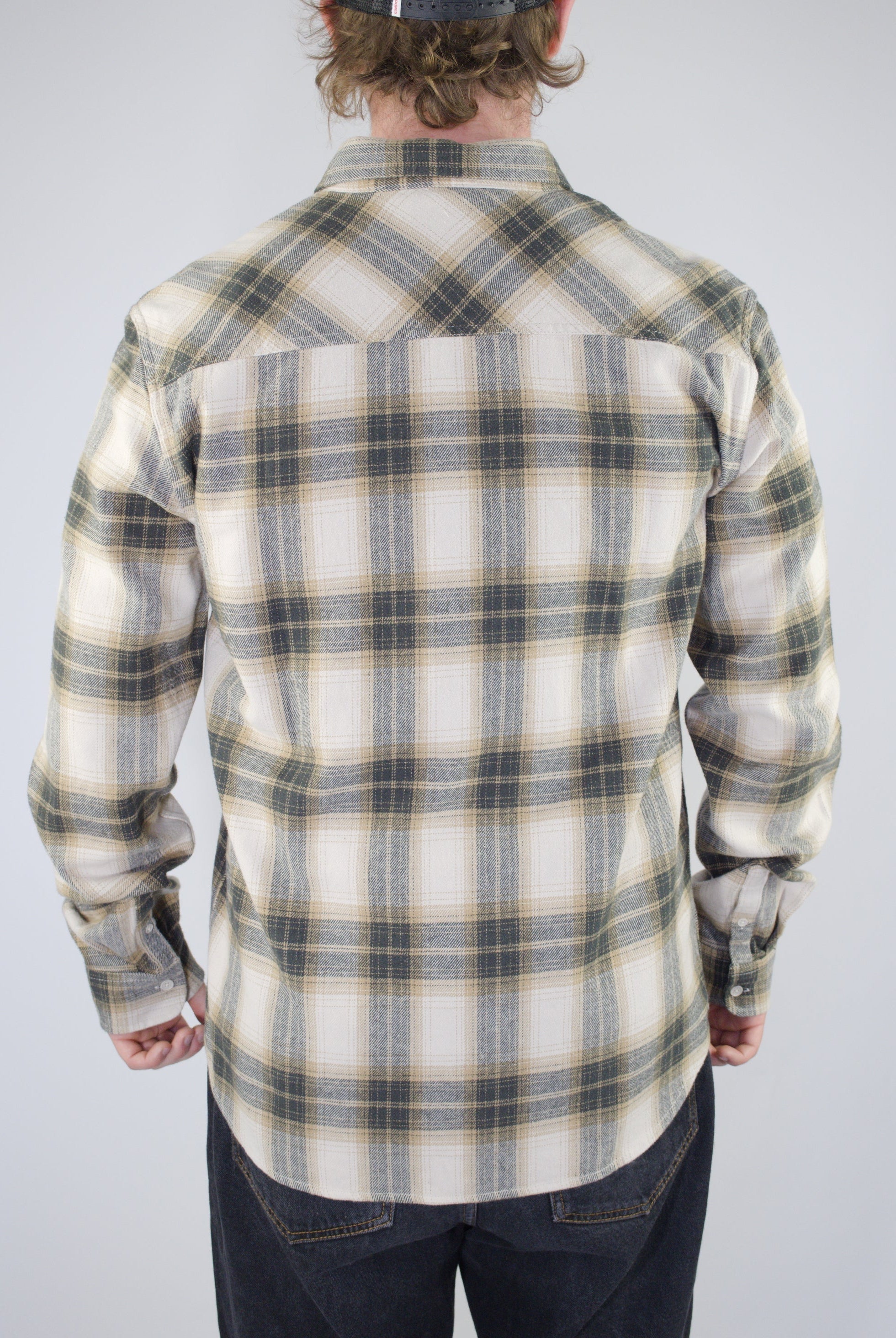 2xl dc shoes - marshal flannel shirt - beige / tan / grey 2 xl last white gray plaid