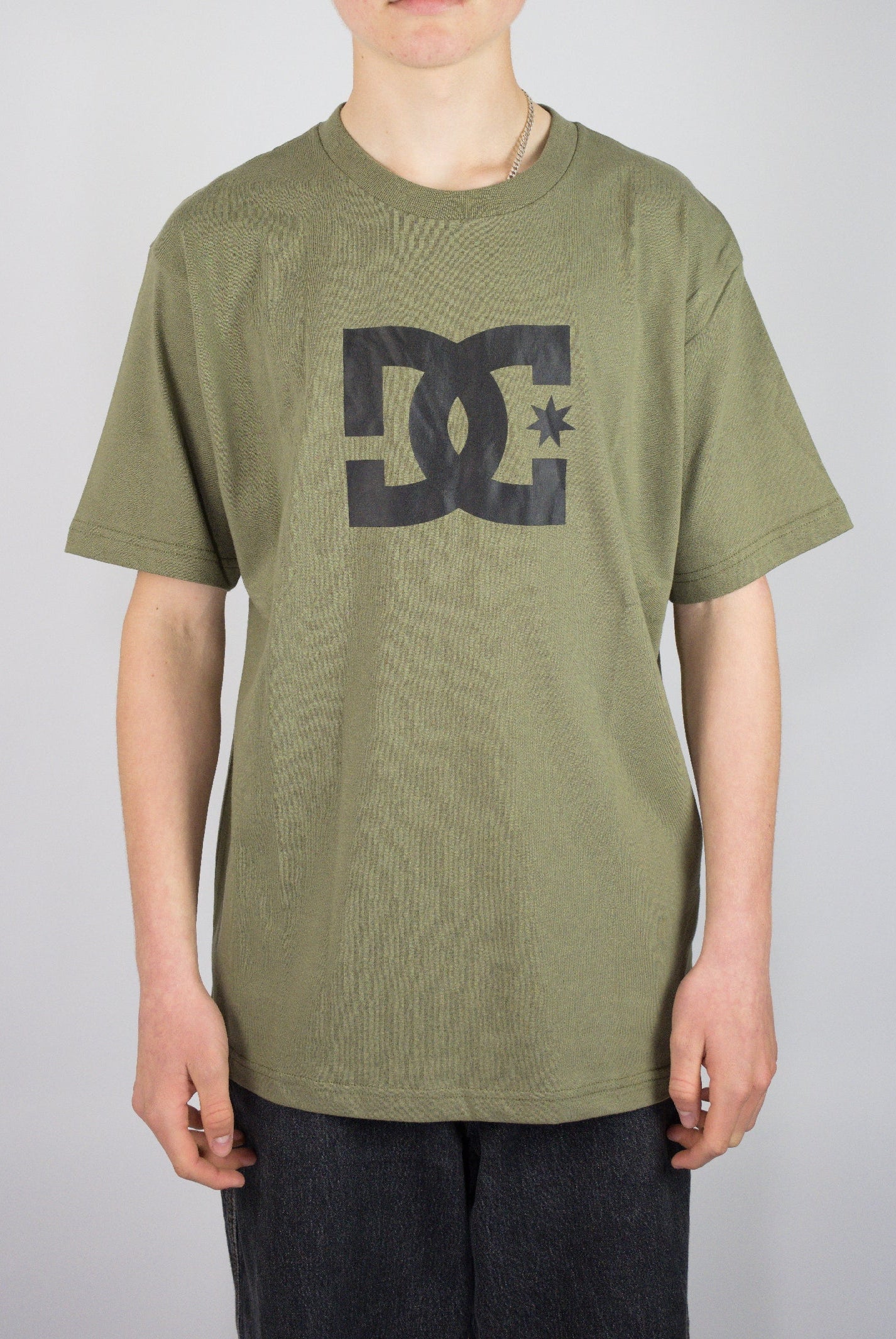 Dc shoes - star tee shirt - deep lichen green