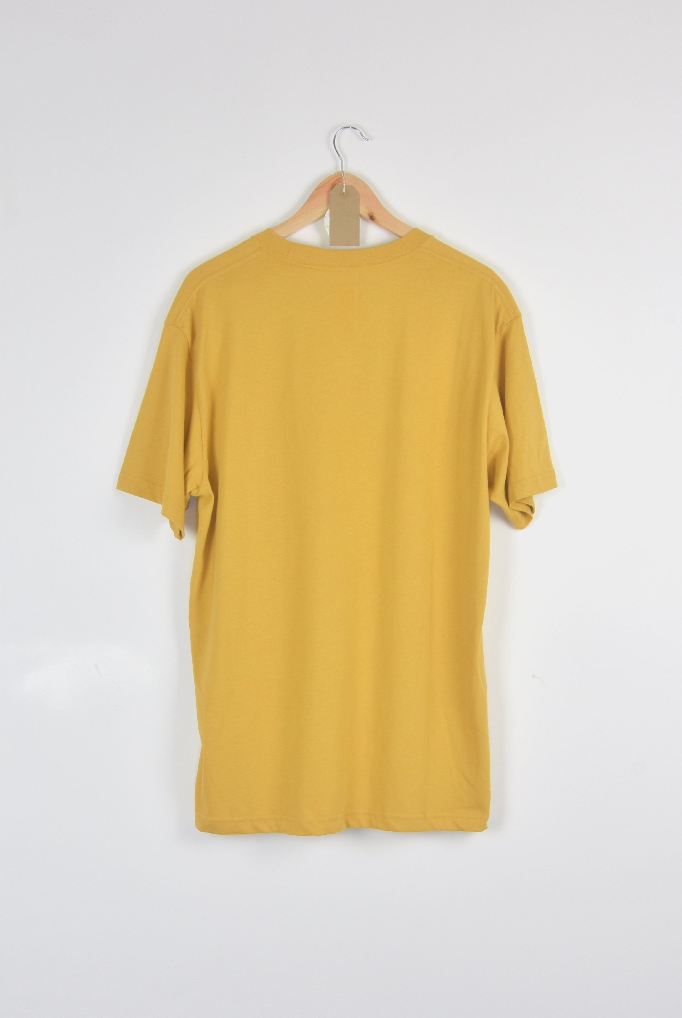 Dc shoes - star tee shirt - yellow mustard yellow t-shirt