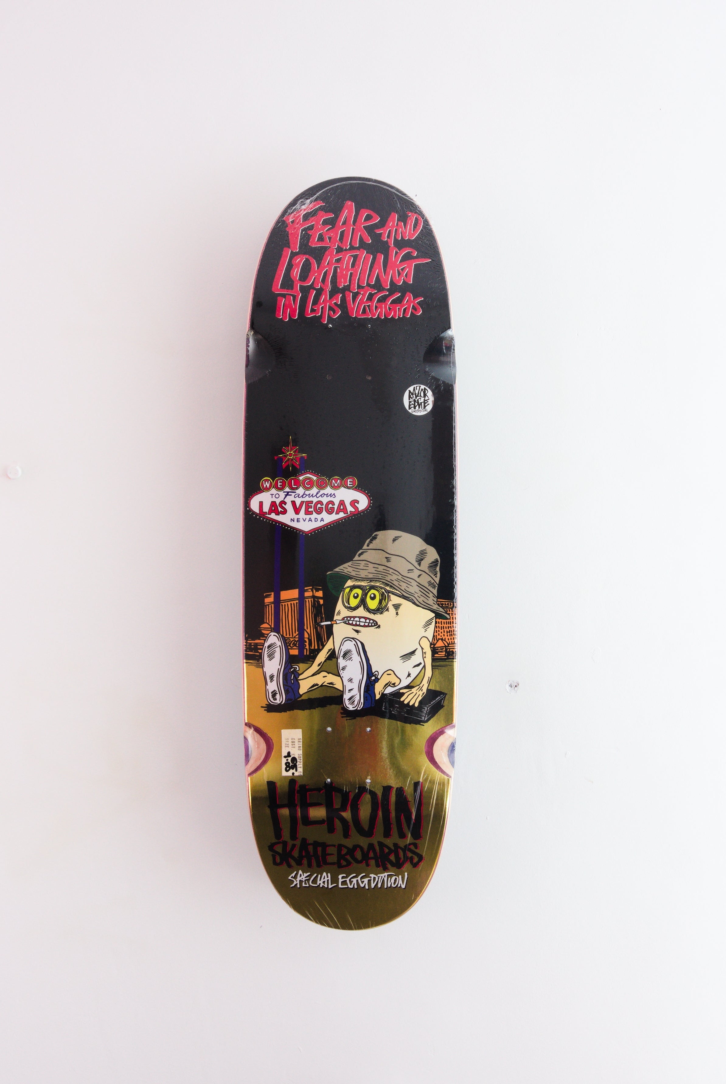Heroin skateboards - ’fear & loathing in las veggas’ egg shaped skateboard deck - 9.00 x 32.00 14.1 black / gold foil