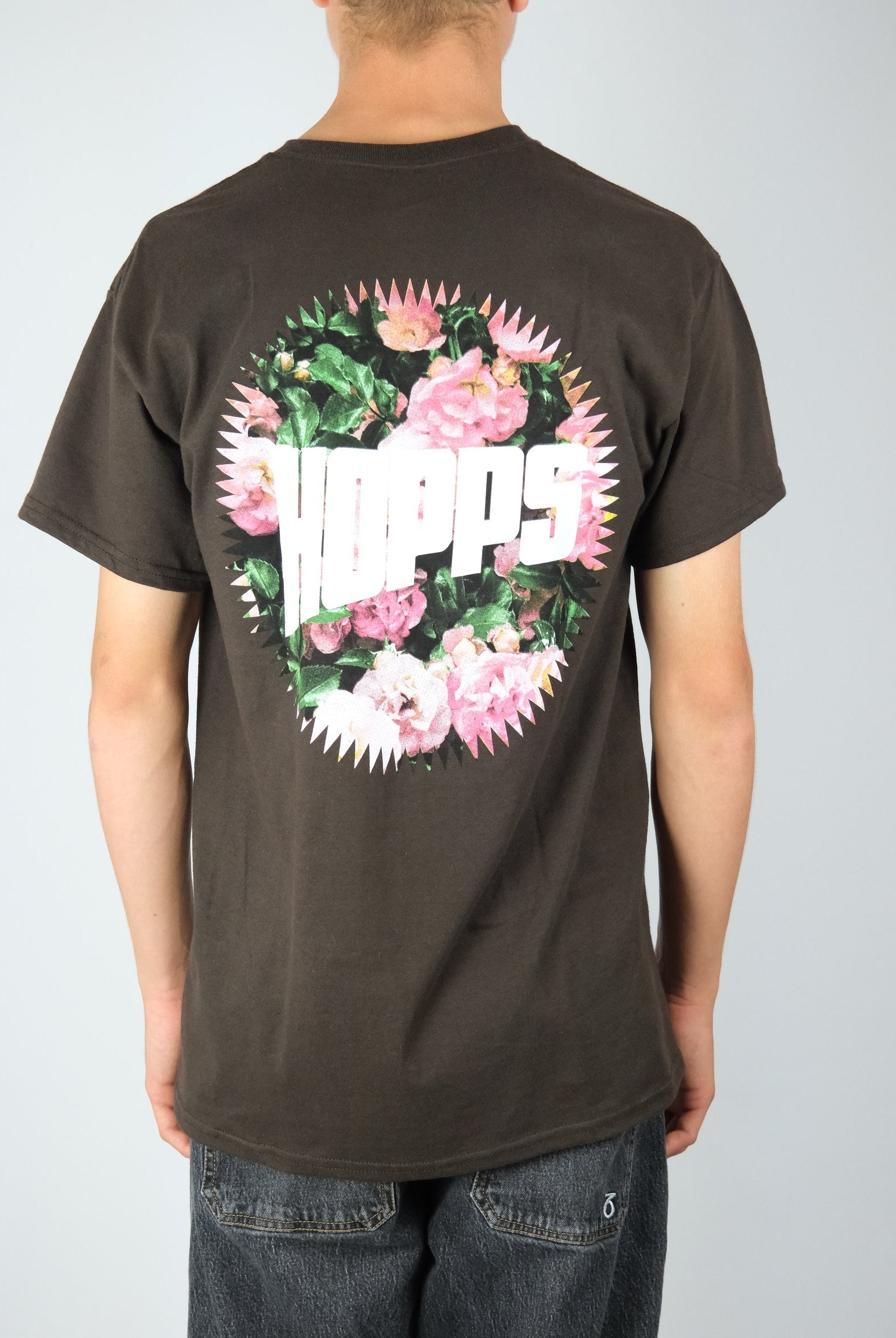 Hopp’s - ’big hopp’s roses’ heavyweight tee shirt - chocolate brown