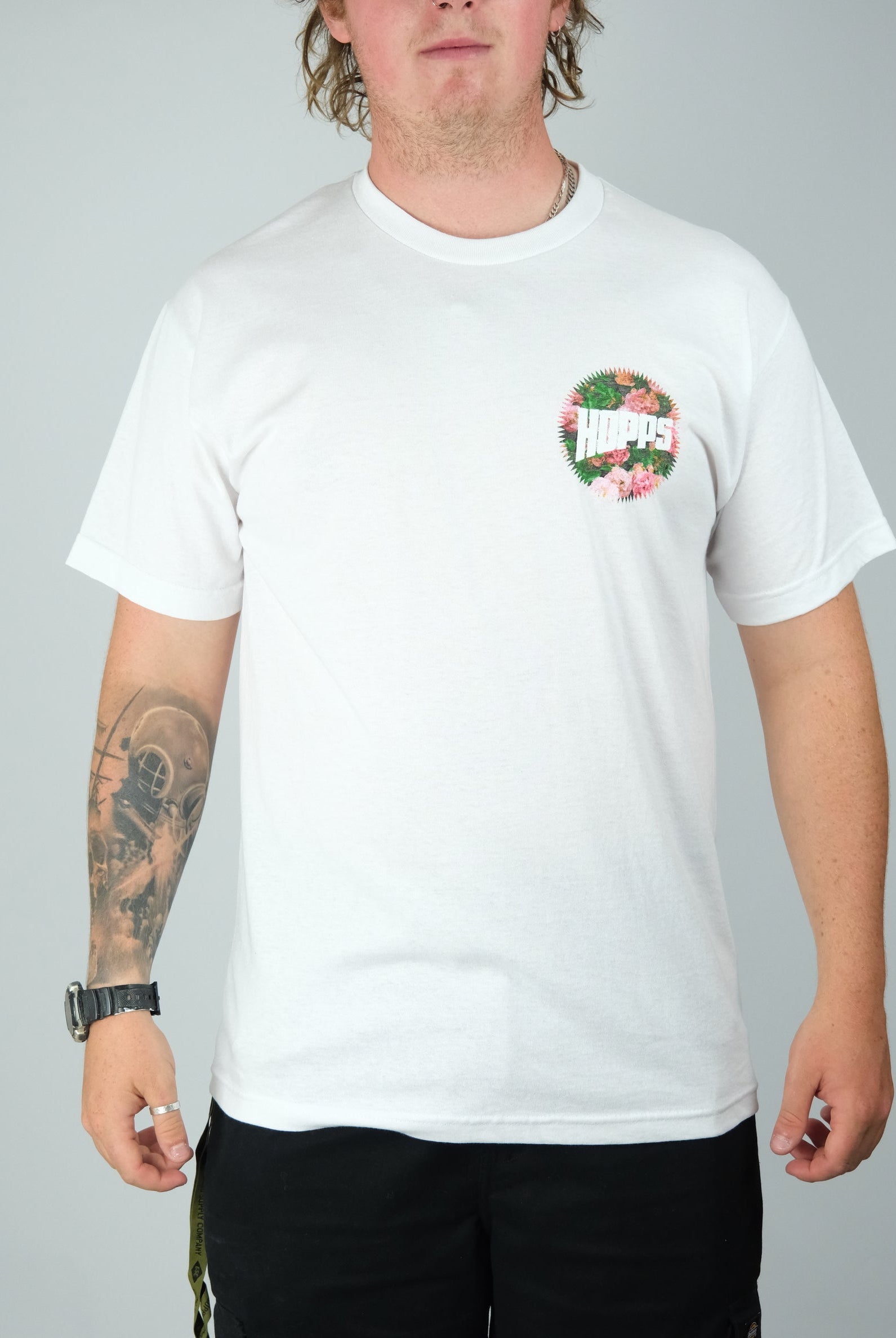 Hopp’s - ’big hopp’s roses’ heavyweight tee shirt - white