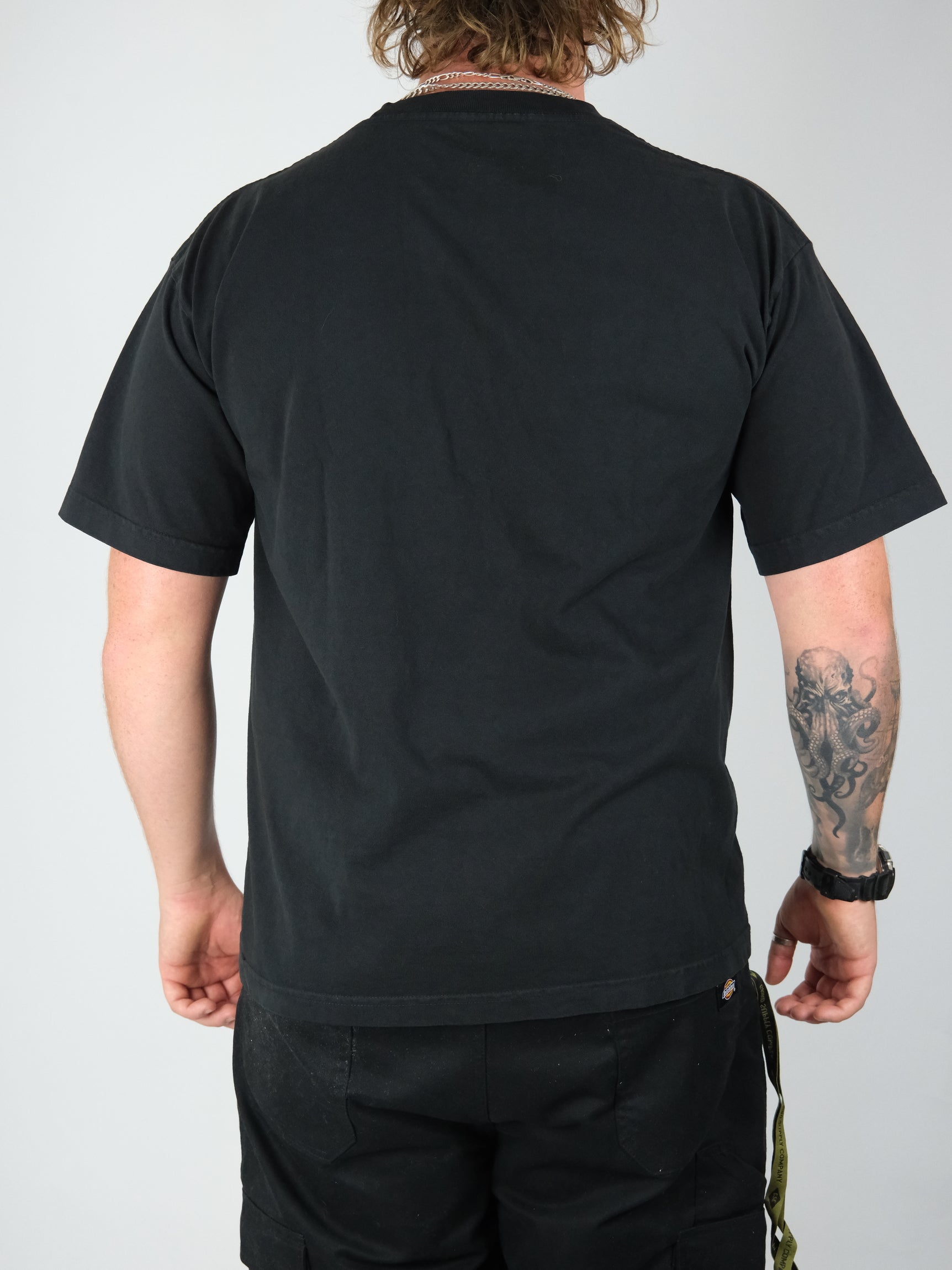 Jacuzzi unlimited- scared ultra heavy weight tee shirt – black washed