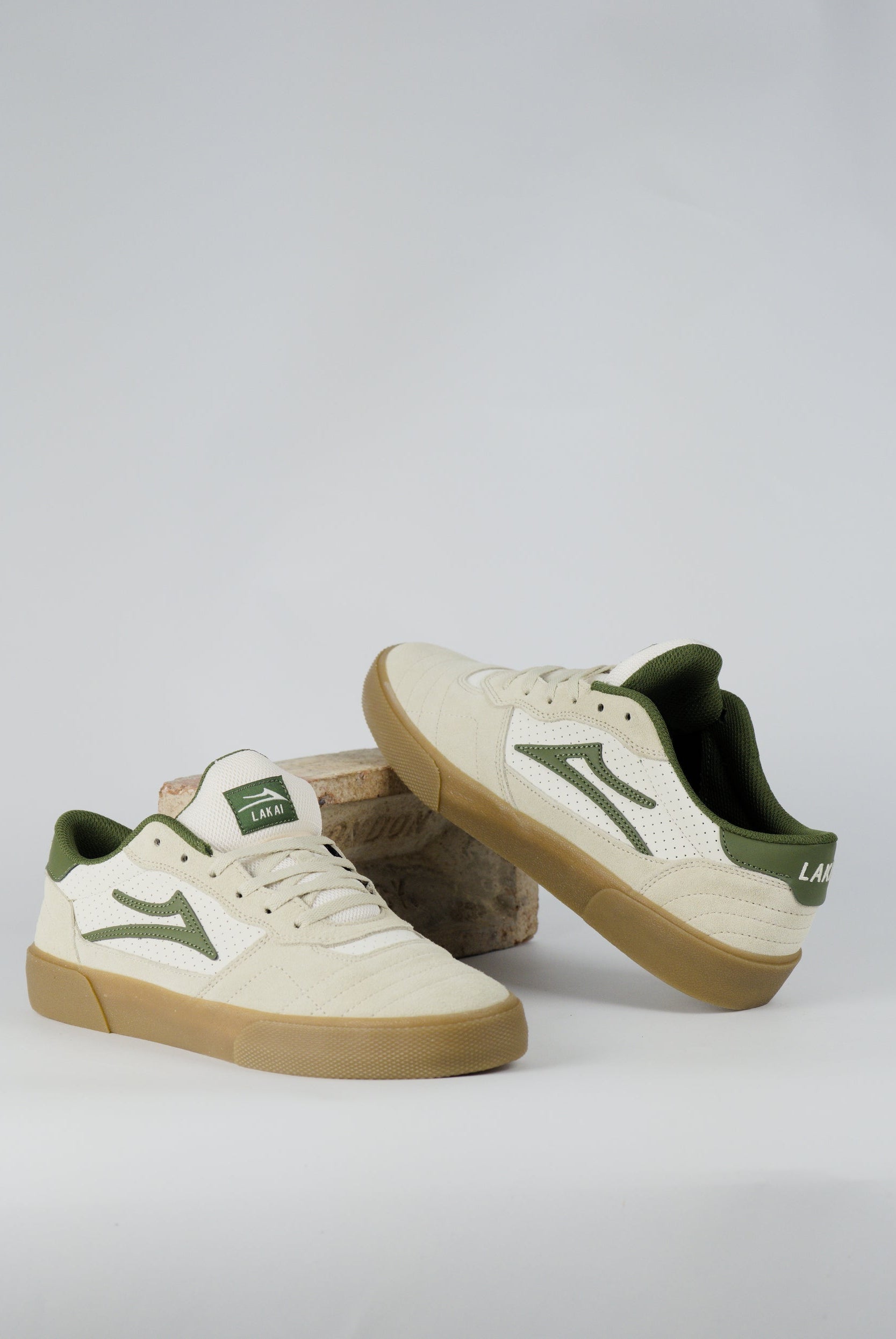 Lakai - cambridge skate shoe - cream suede