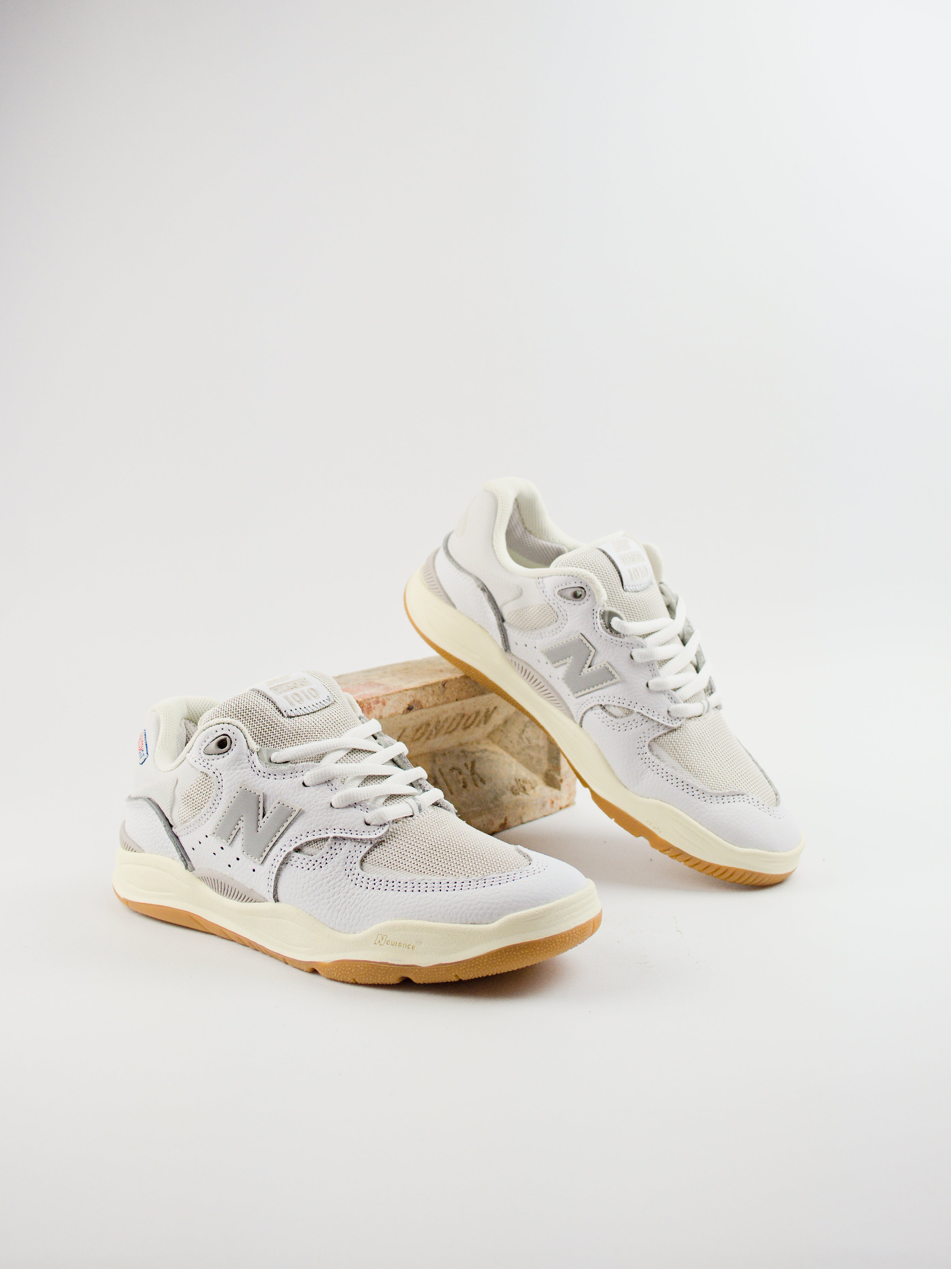 New balance numeric - 1010 tiago lemos - pro skate shoe white / gum