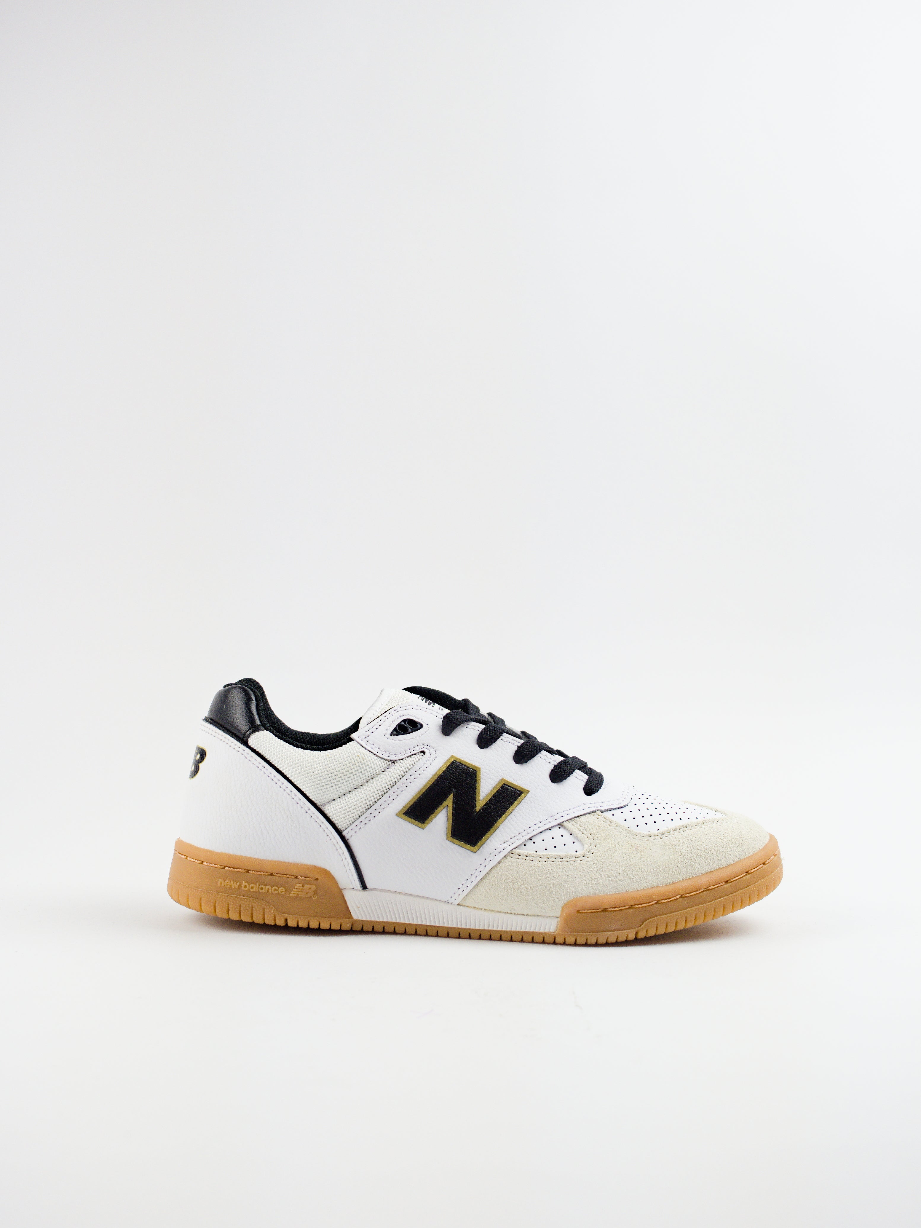 10.5 new balance numeric - 600 tom knox pro skate shoe - white / black last pair uk