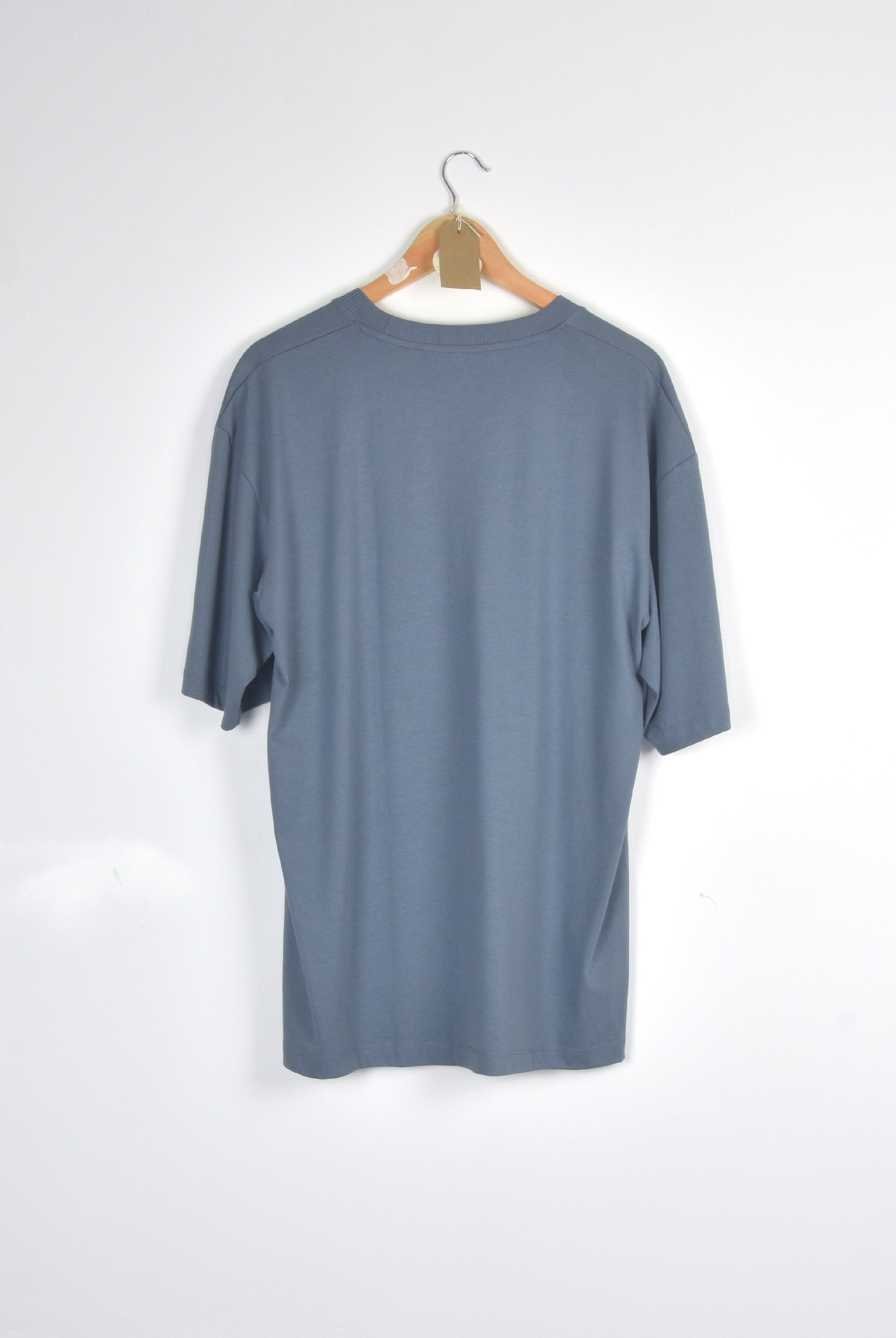 Poetic collective - world tee - grey gray t-shirt wooden