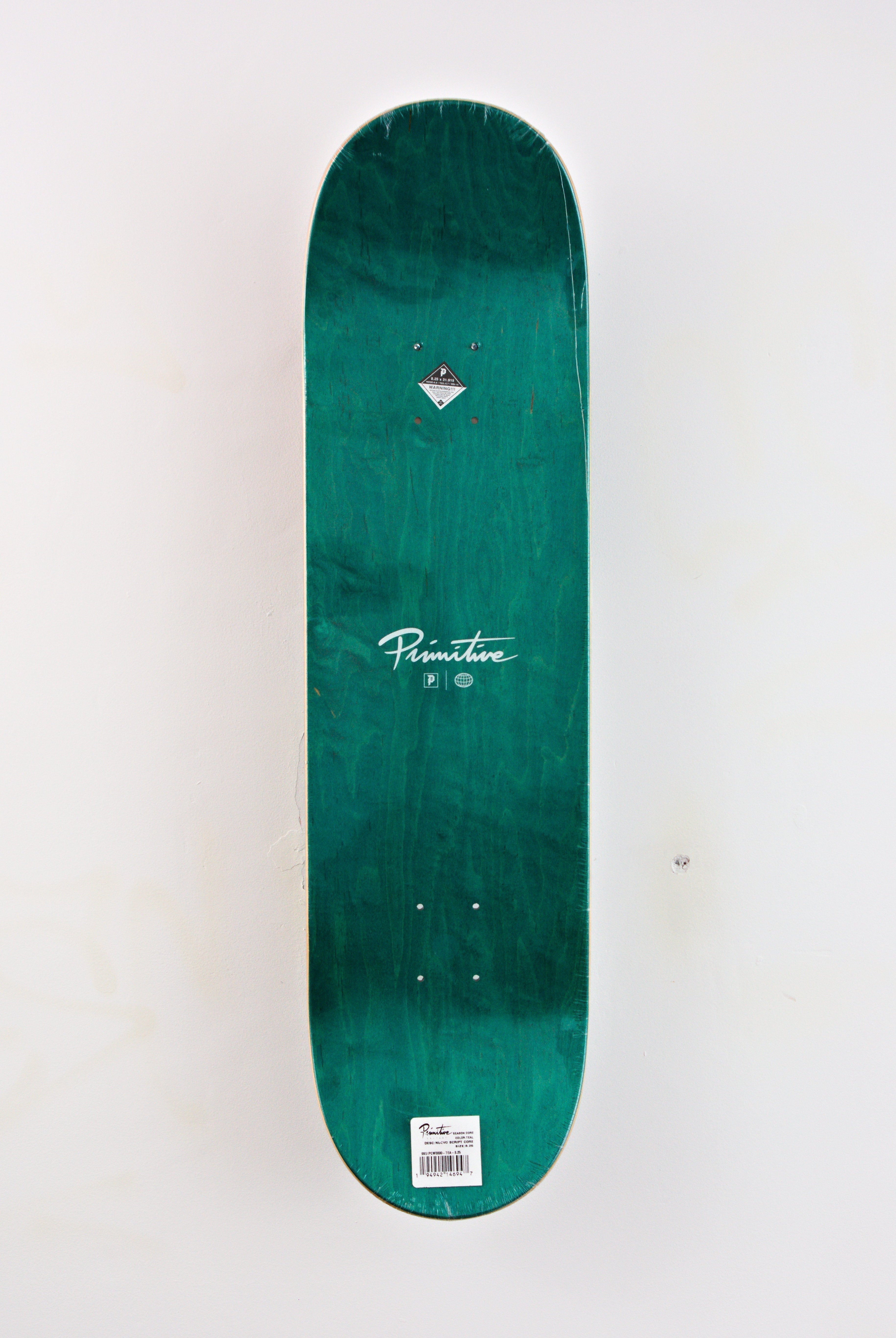 Primitive - nuevo script 8.38 - team graphic - skateboard deck green skateboard deck