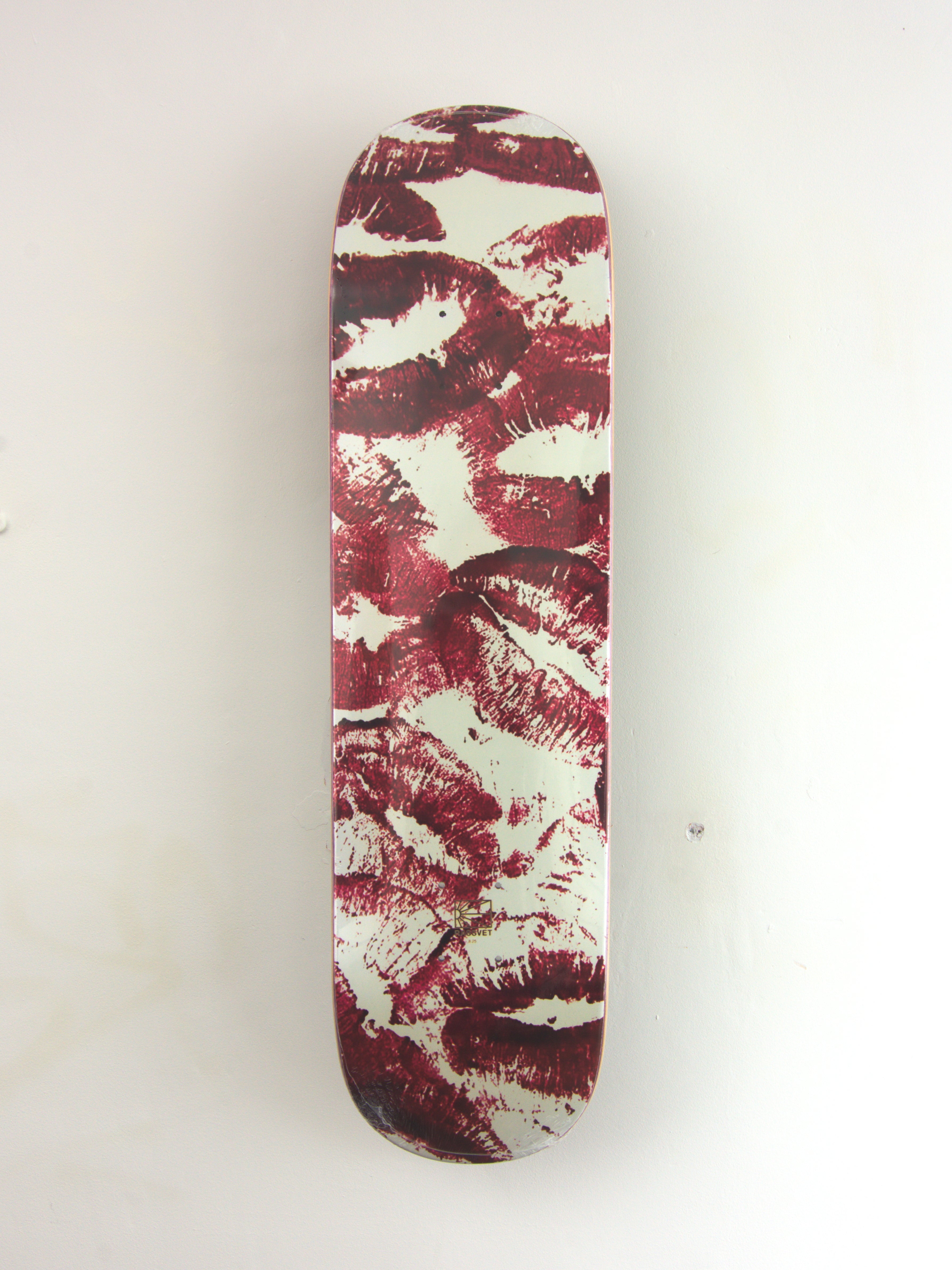 Rassvet - ’austyn gillette lips ’ pro skateboard deck - 8.25