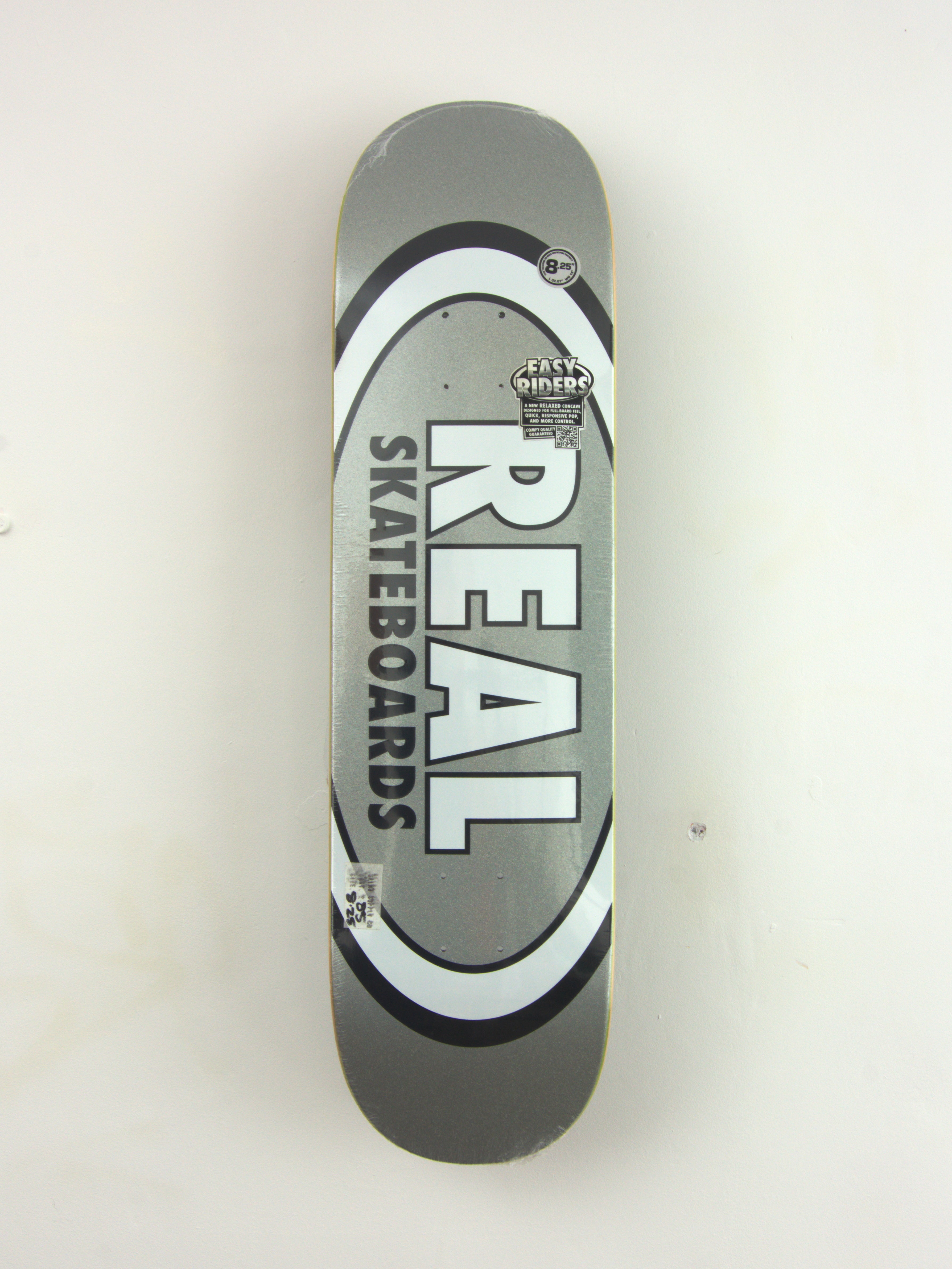 Real skateboards - team classic oval skateboard deck - easy rider shape - 8.50 silver holo