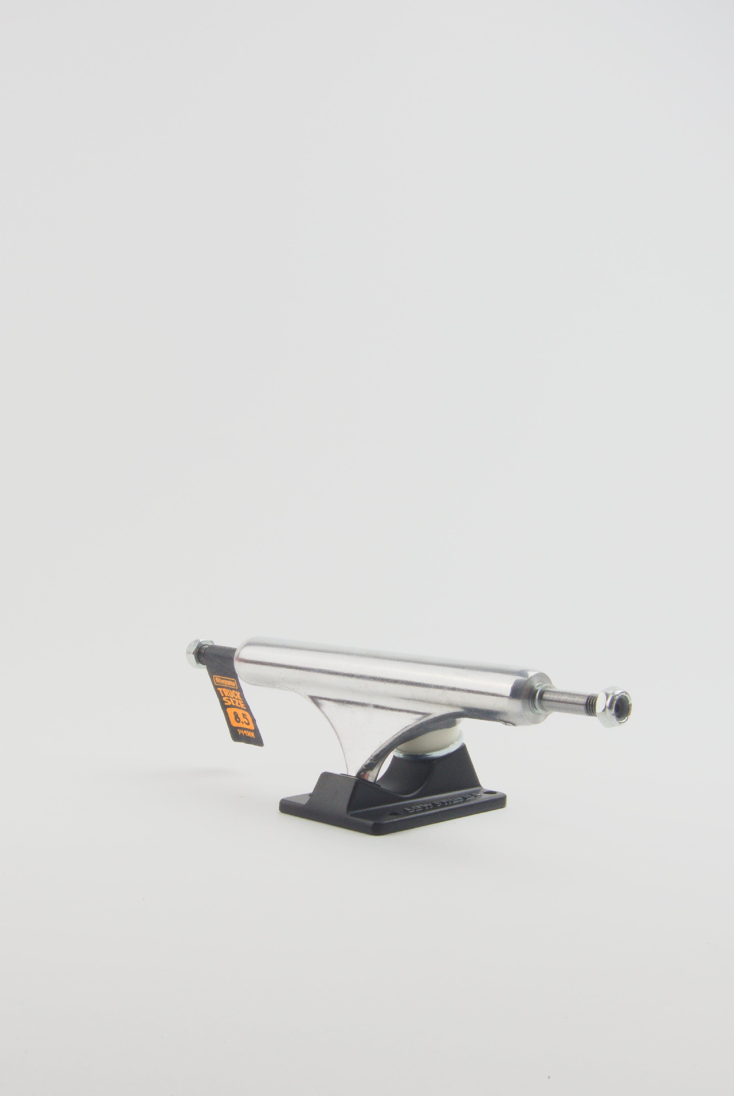 Slappy trucks - low hollow skateboard - 8.50 - black