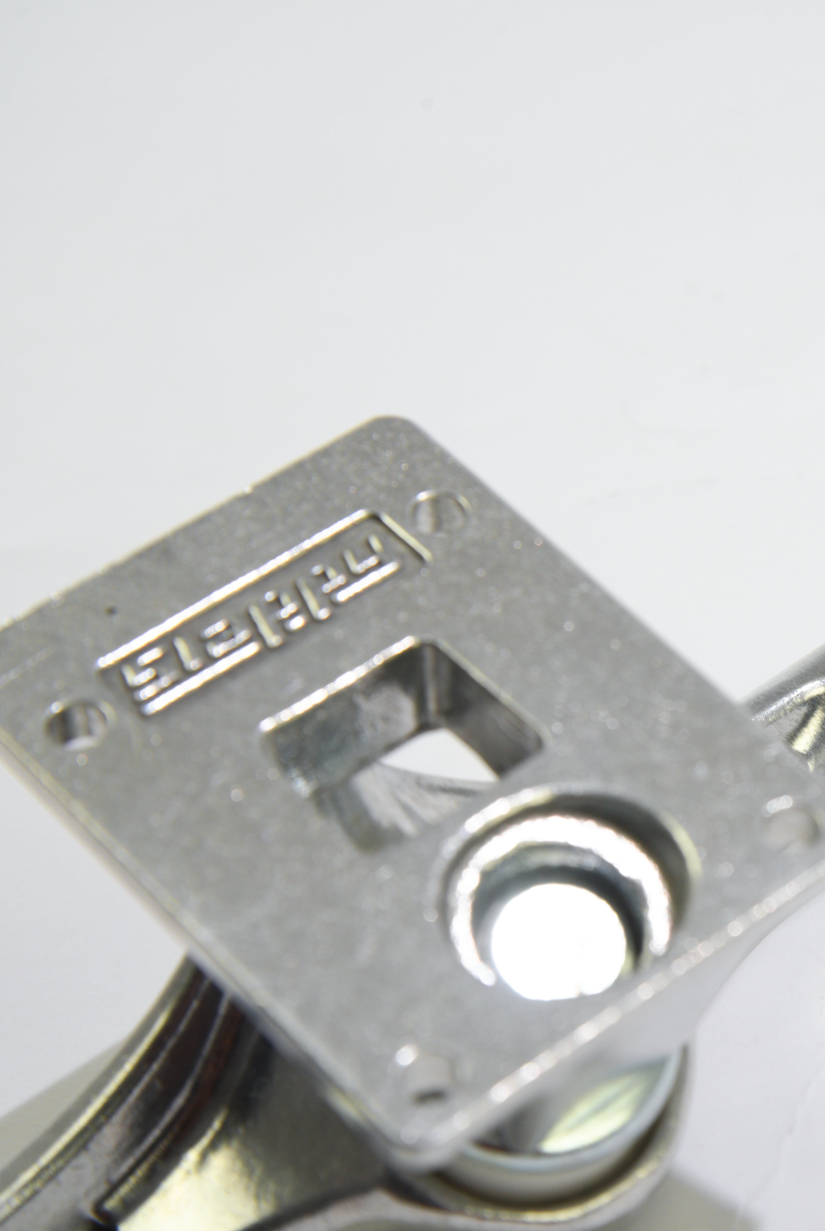 Slappy trucks - st1 skateboard raw polish - 7.50 metal latch lock