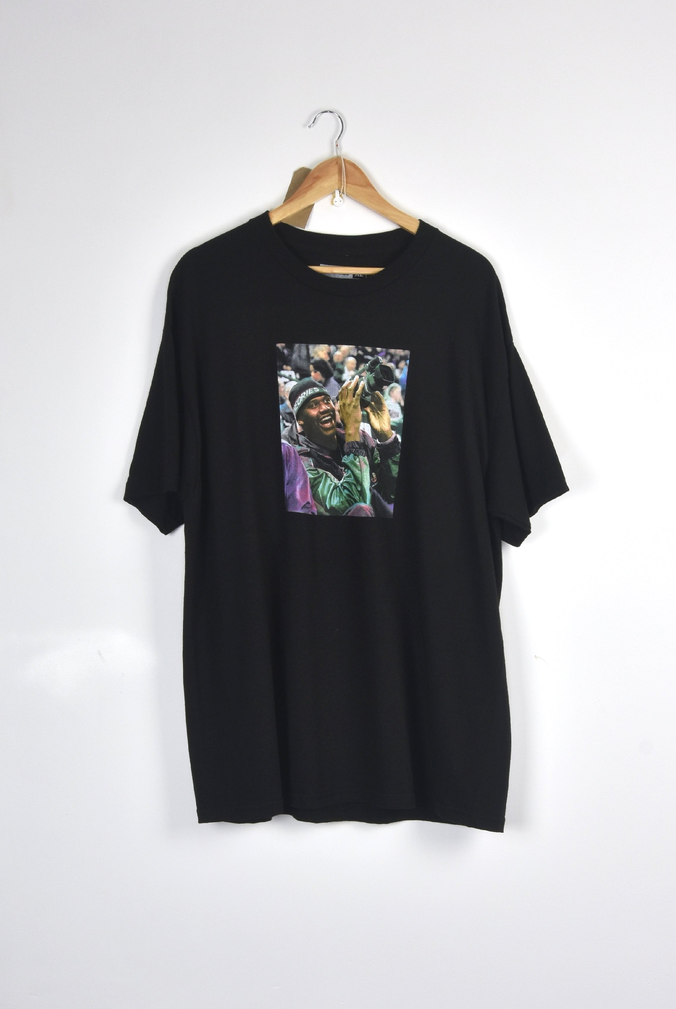Theories of atlantis - courtside tee shirt - black black t-shirt colorful