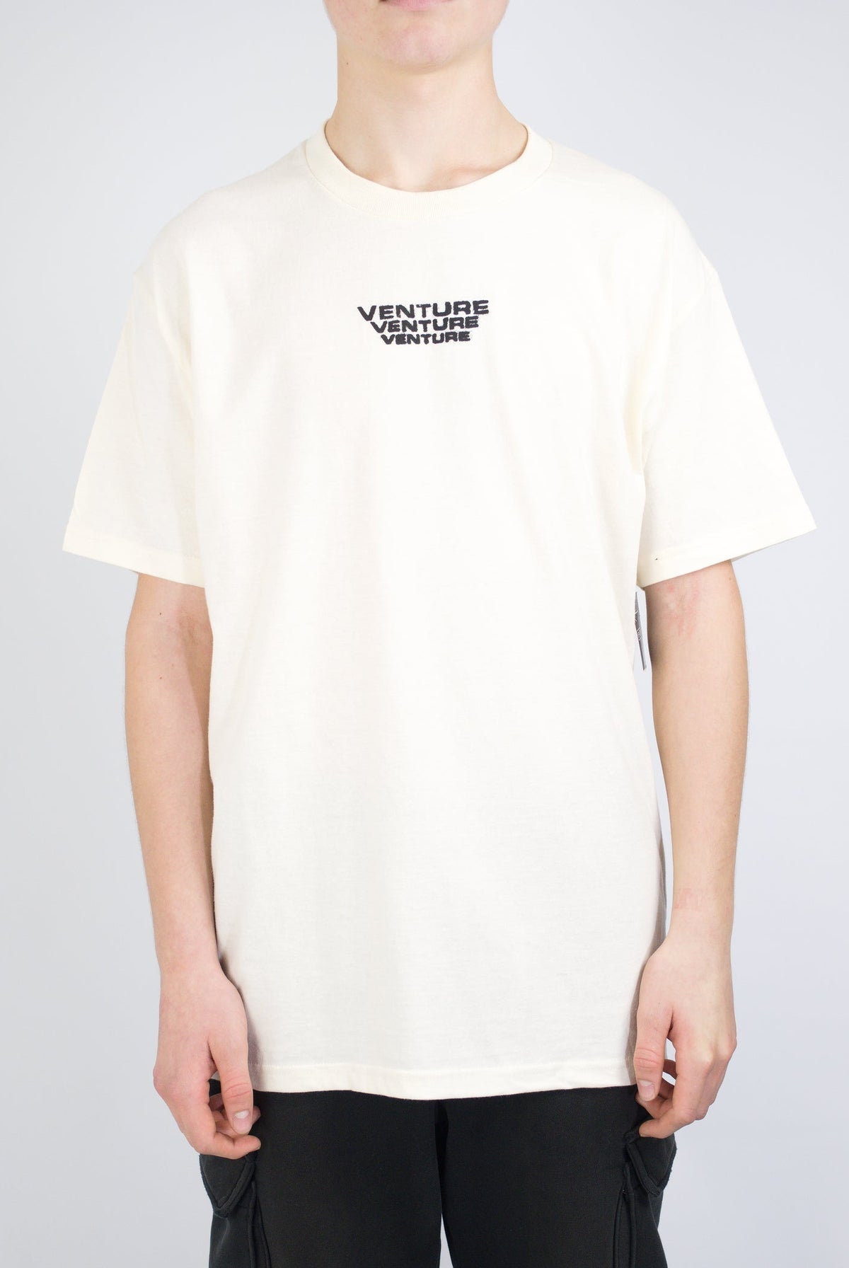 2xl venture - global tee shirt - cream last one size only