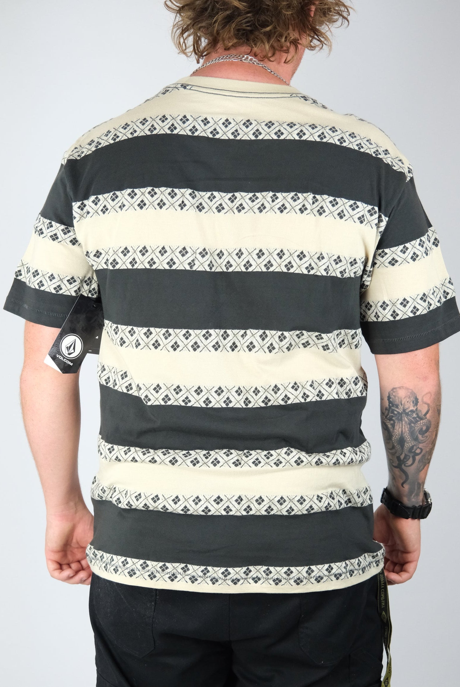 Xl volcom - iron stone crew tee - stealth only