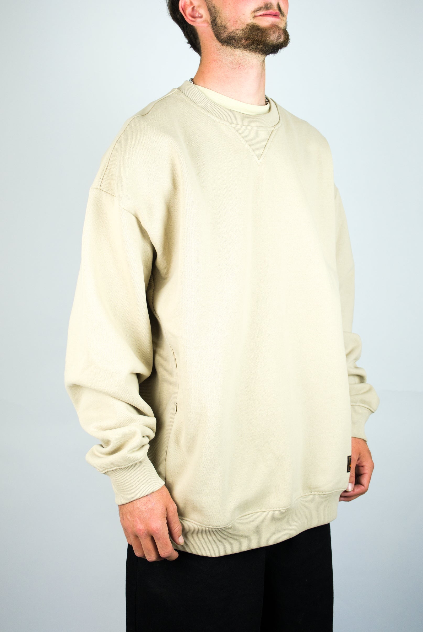 Volcom - operators sweat - pull over crew neck jumper - light khaki