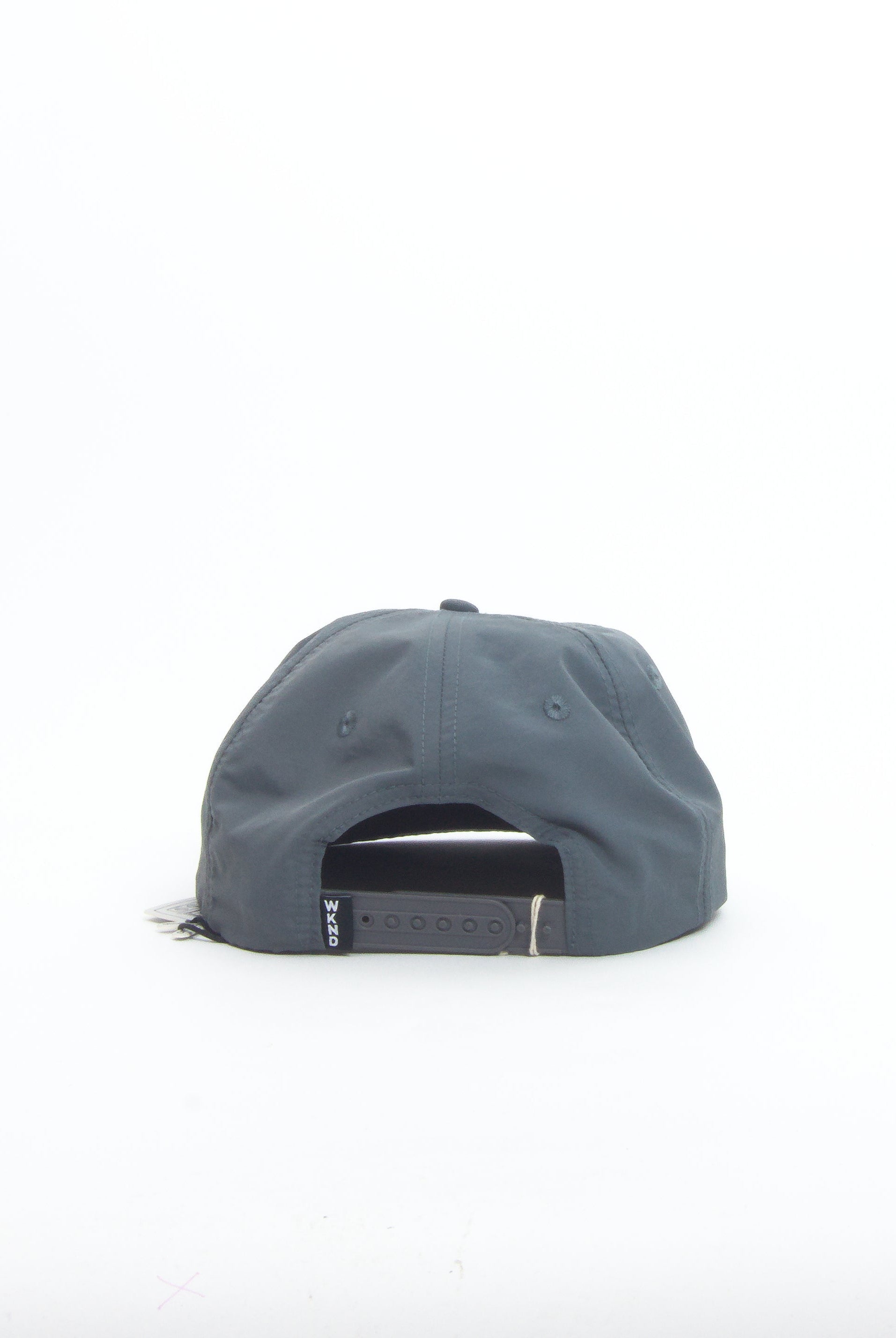 Wknd eddy unstructured 6 panel snap back metal grey / white cap