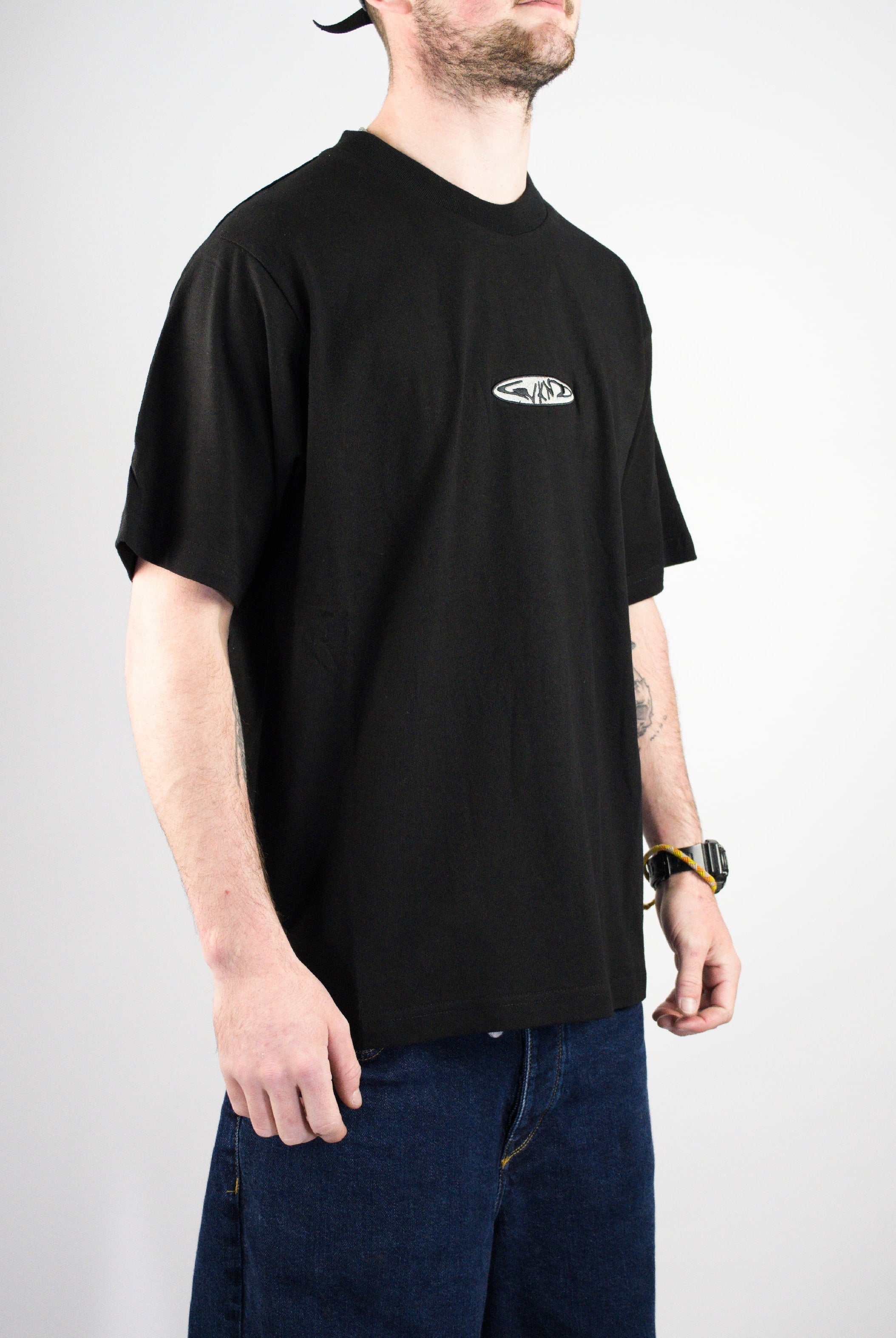 Xl wknd - fishbone emblem tee shirt - black - xl last plain black t-shirt