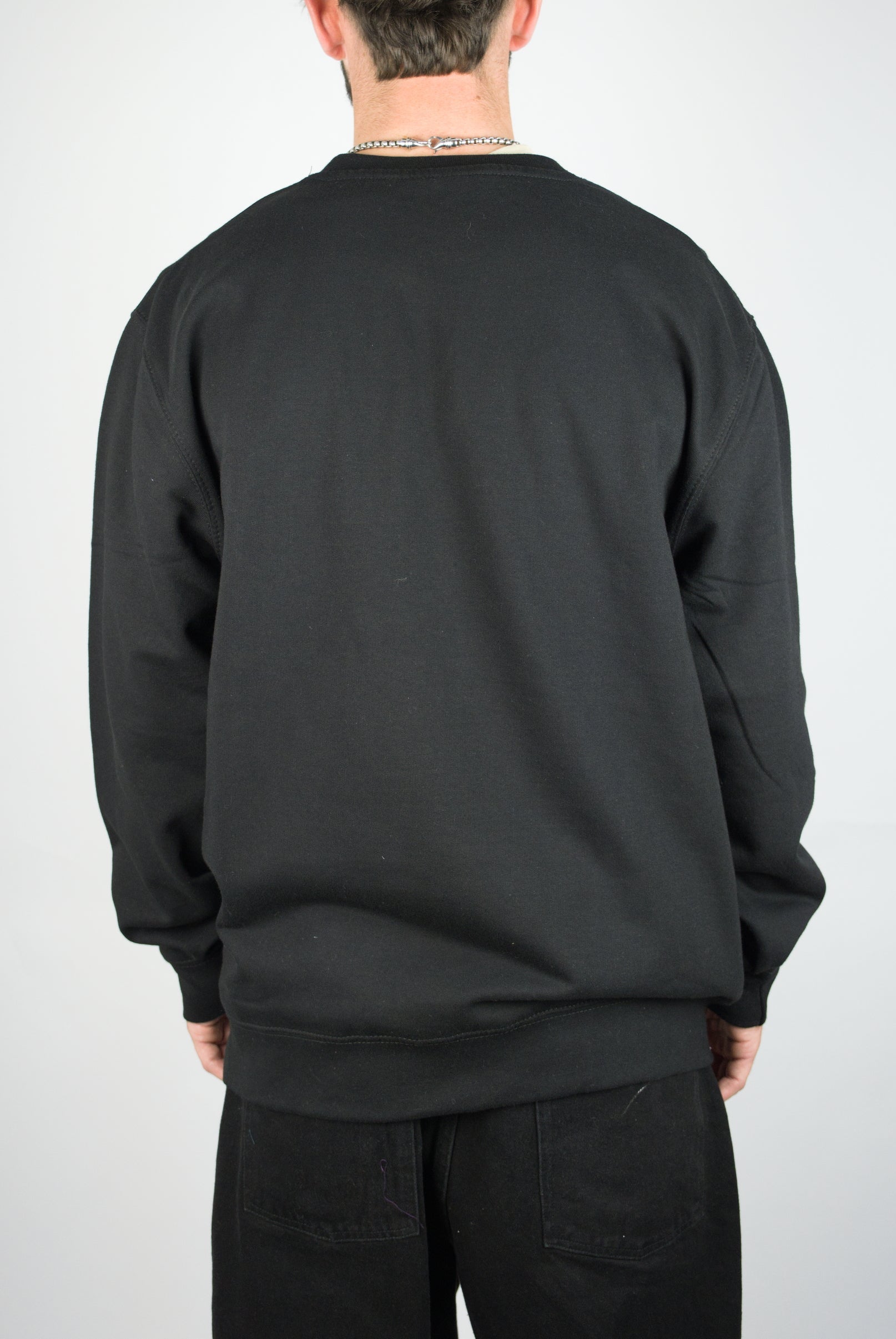 Zero - army crew neck pull over - black