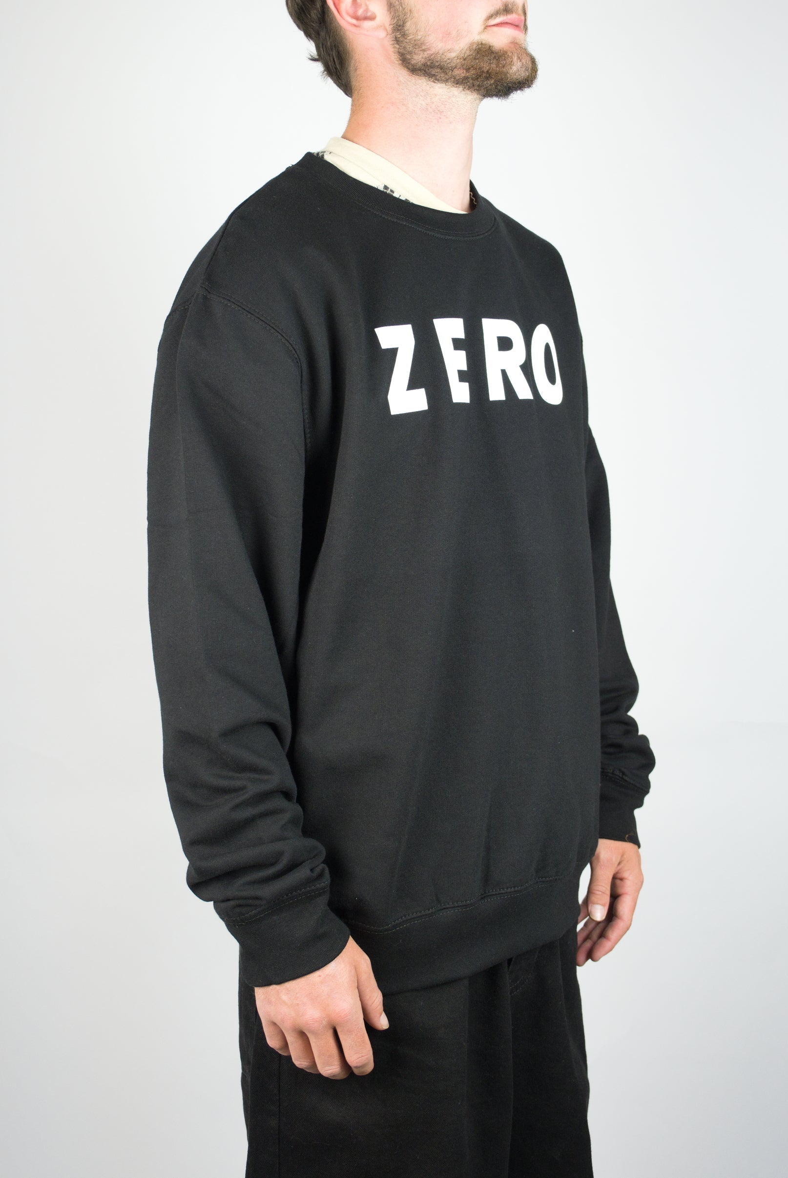 Zero - army crew neck pull over - black