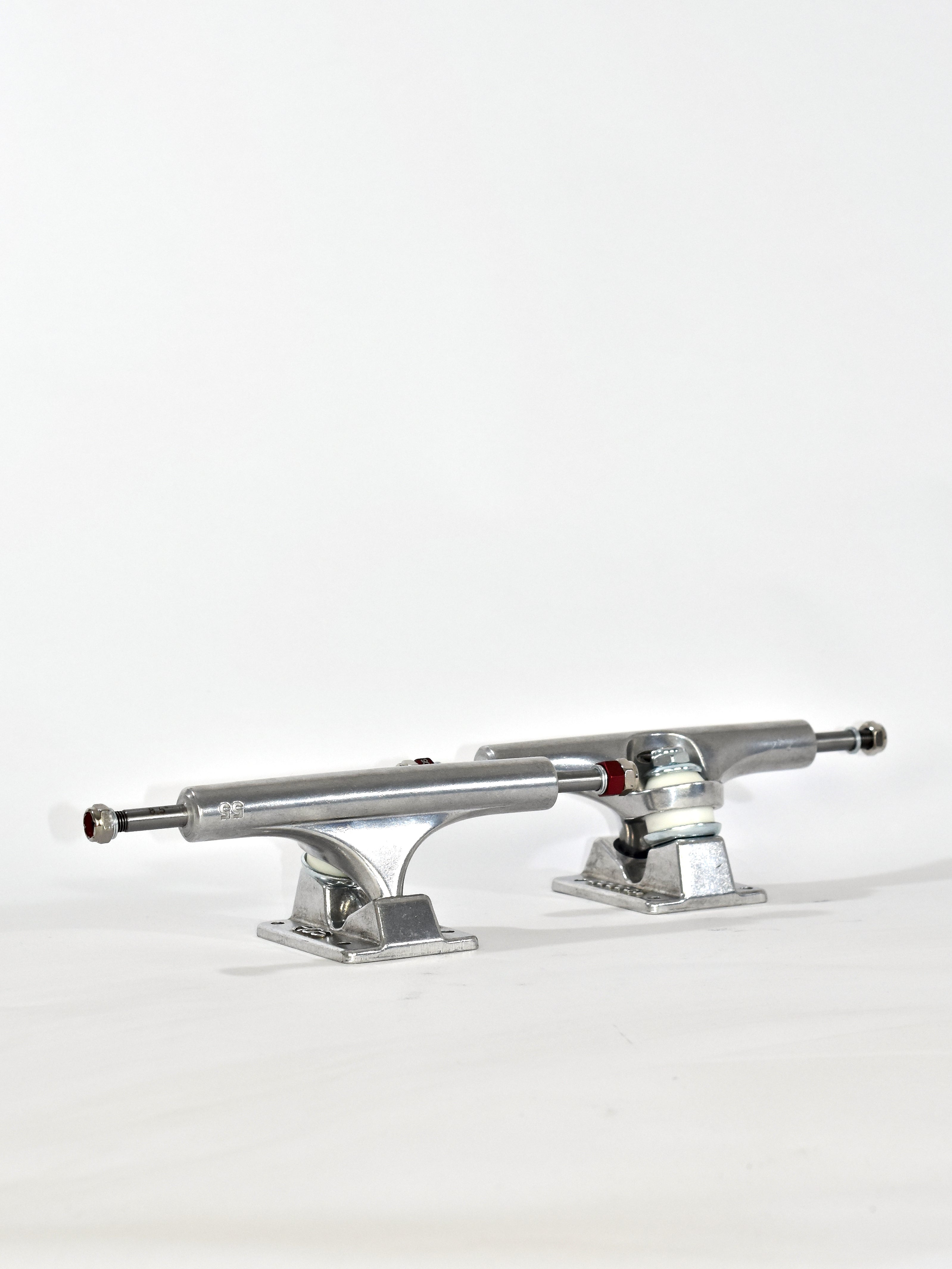 Ace 66 af1 hollow skateboard trucks - raw - 9.00 pair silver skateboard