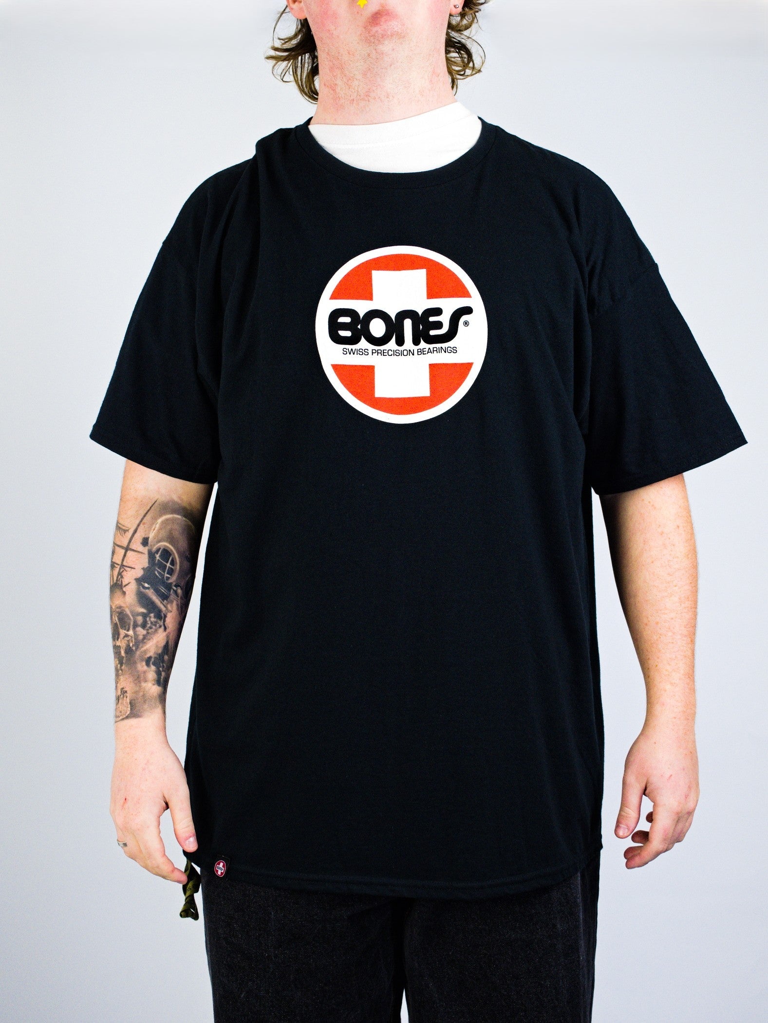 Bones - swiss logo tee - black