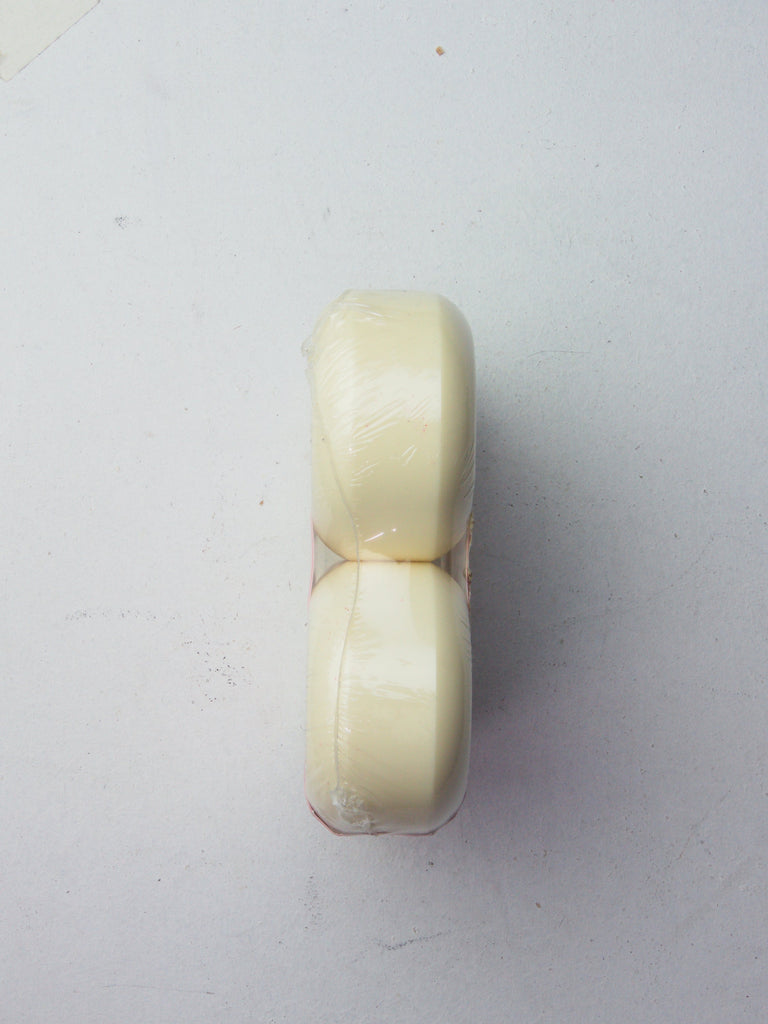 White pill or tablet with a score line across the middle.