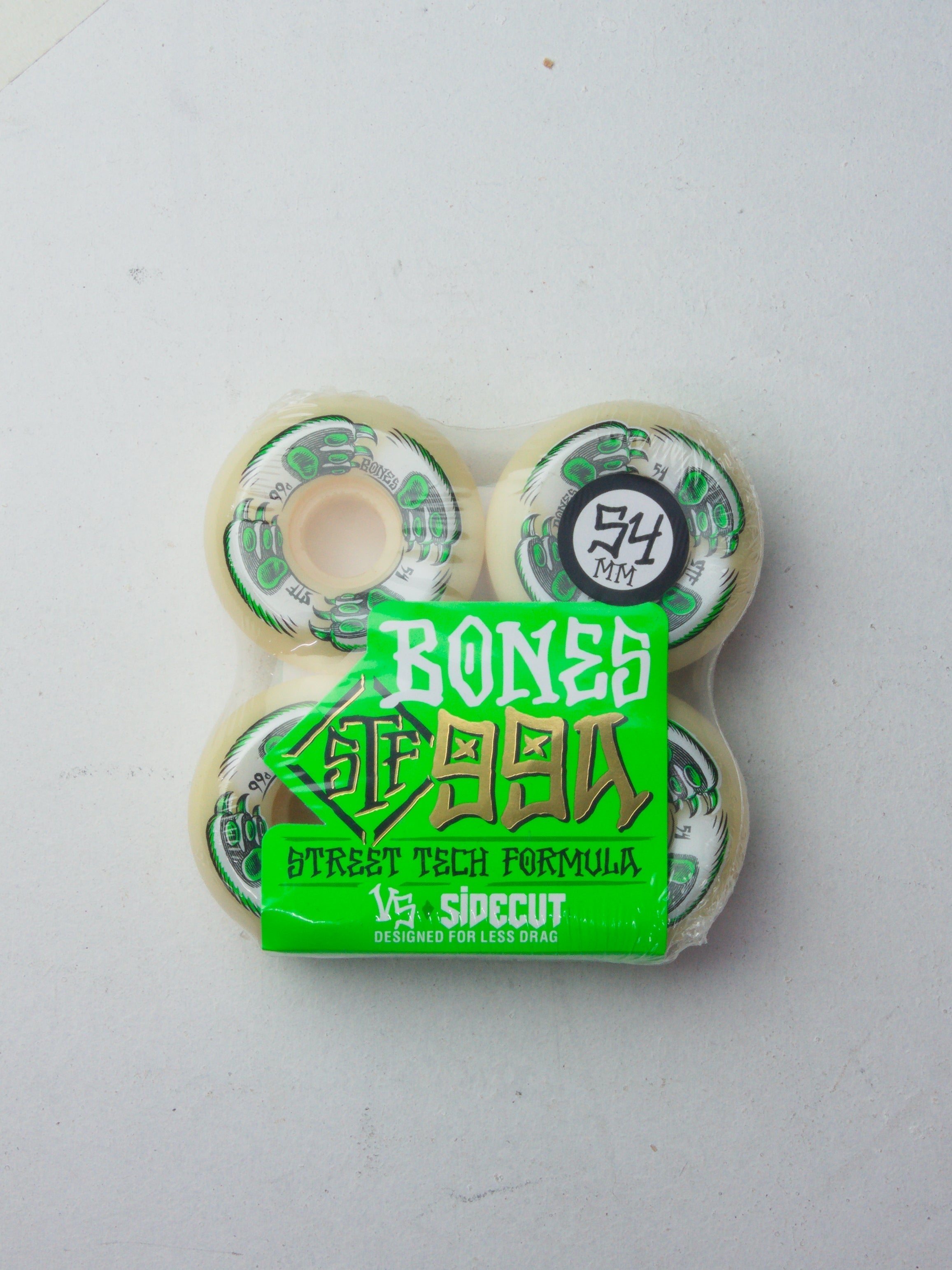 Bones wheels - stf formula 99a skateboard - kitty twister - 52mm