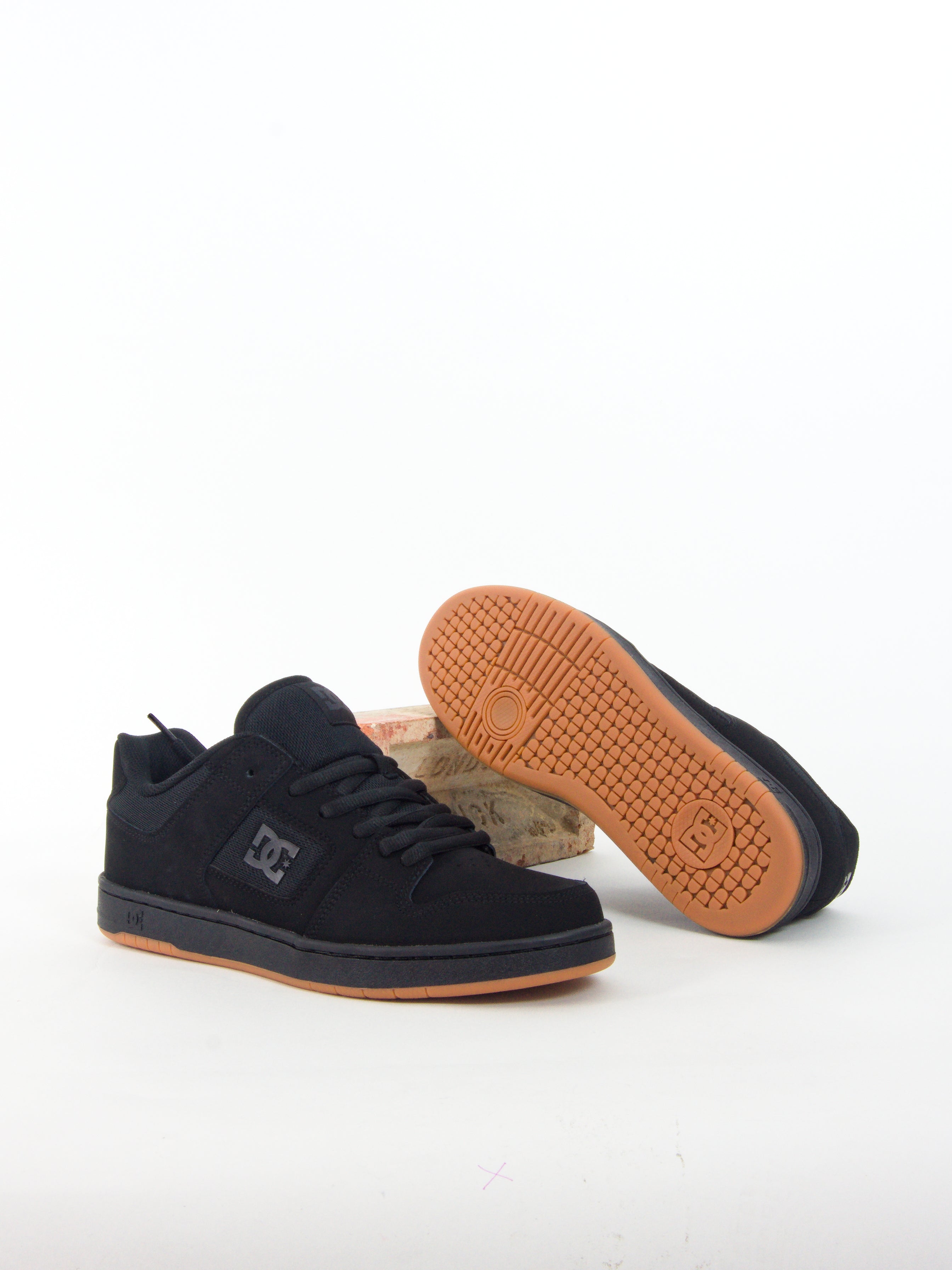 Dc shoes - mantecca 4 skate - black / gum