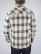 2xl dc shoes - marshal flannel shirt - beige / tan / grey 2 xl last white gray plaid