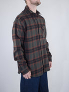 Dc shoes - marshal flannel shirt - heather grey / red plaid flannel button-up