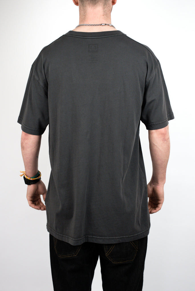 Dc shoes - tuition tee shirt - washed black t grind supply company uk