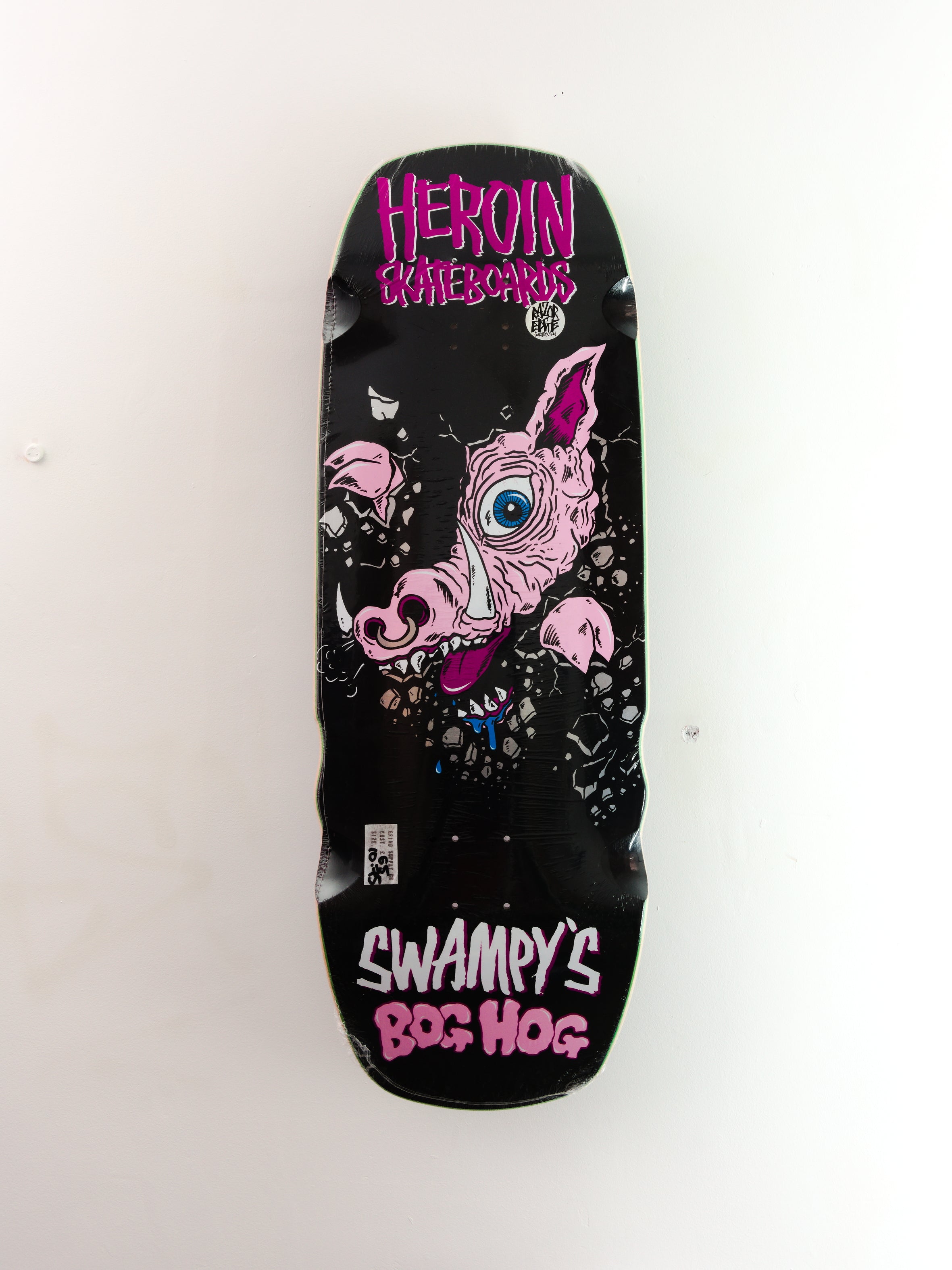 Heroinskateboards - ’swampy’s boss hog’ skateboard deck - 10.75 x 31.00 15.25/16.00 black / purple