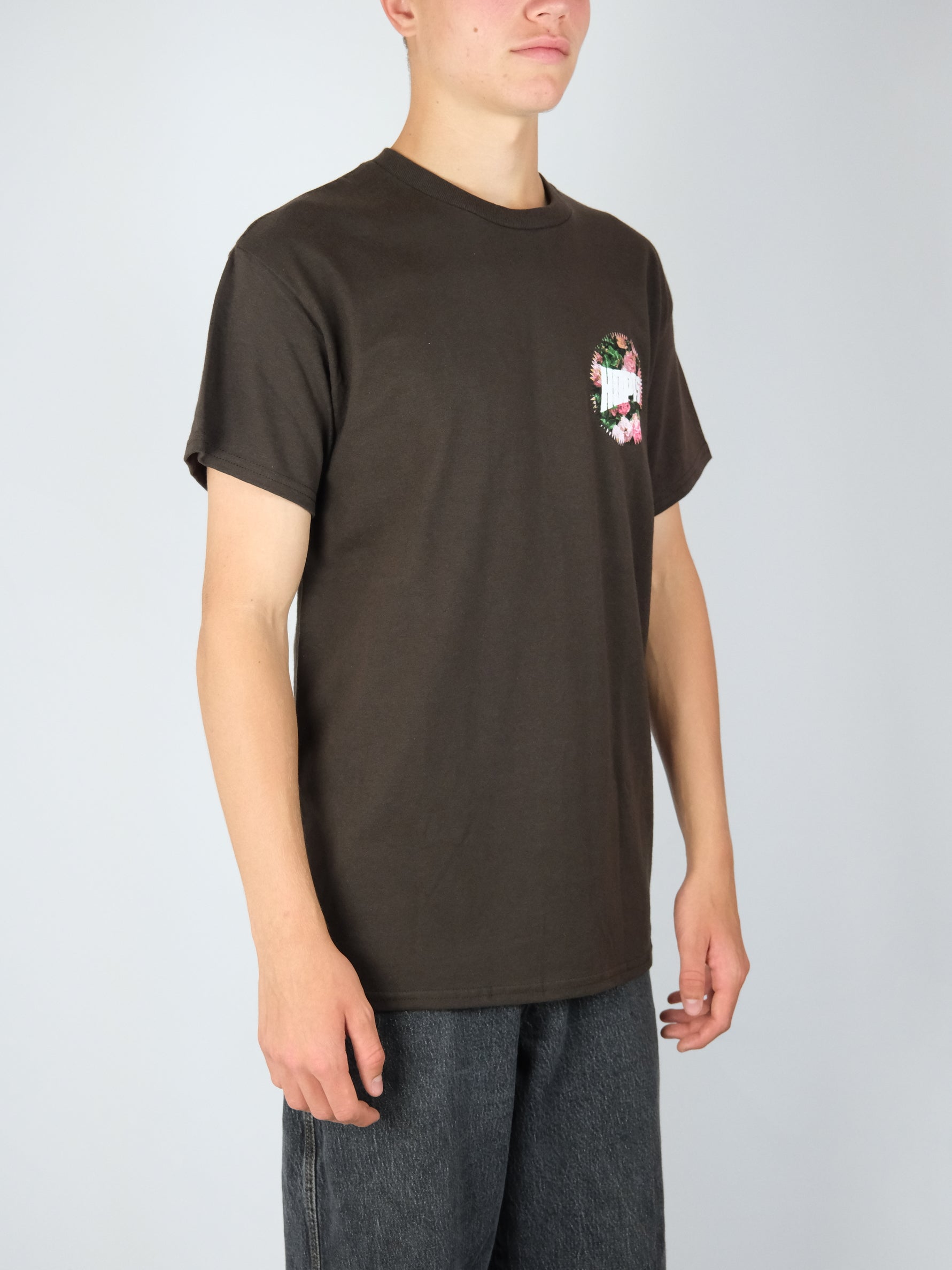 Hopp’s - ’big hopp’s roses’ heavyweight tee shirt - chocolate brown