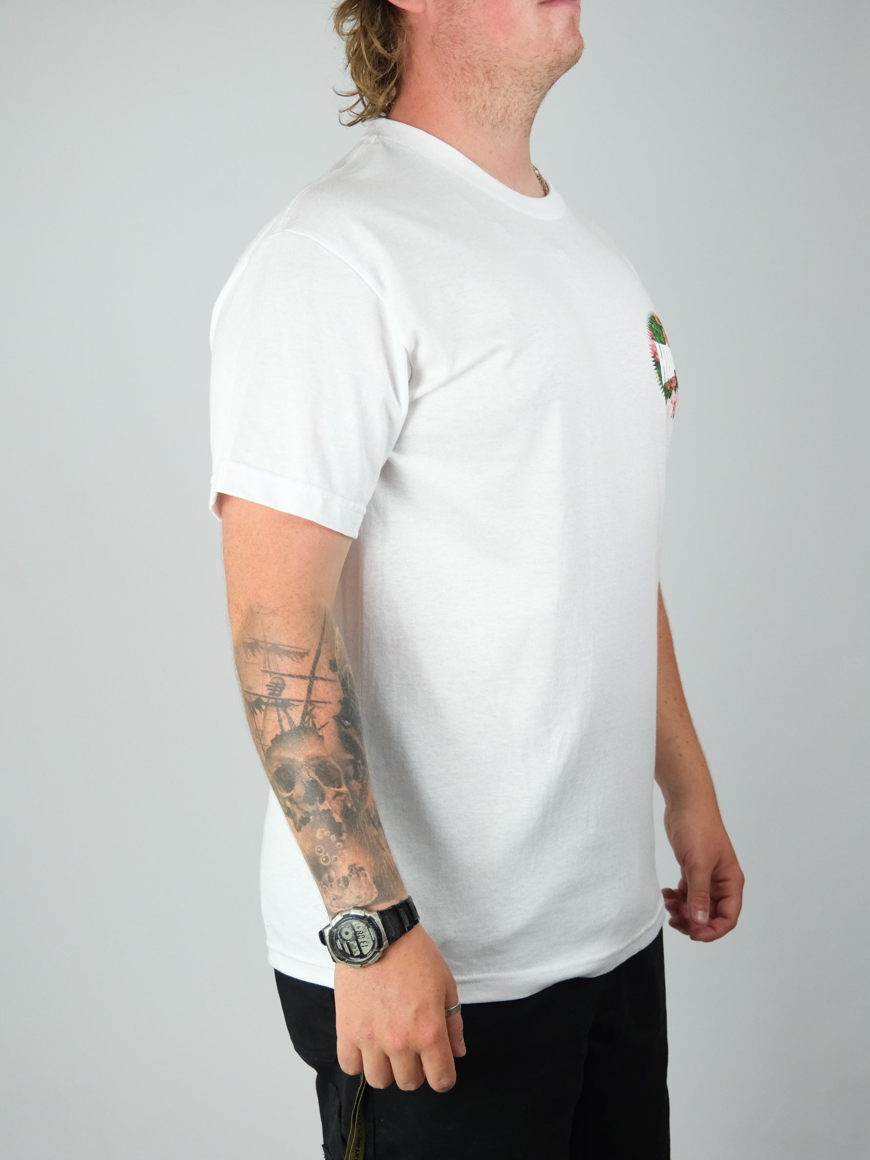 Hopp’s - ’big hopp’s roses’ heavyweight tee shirt - white