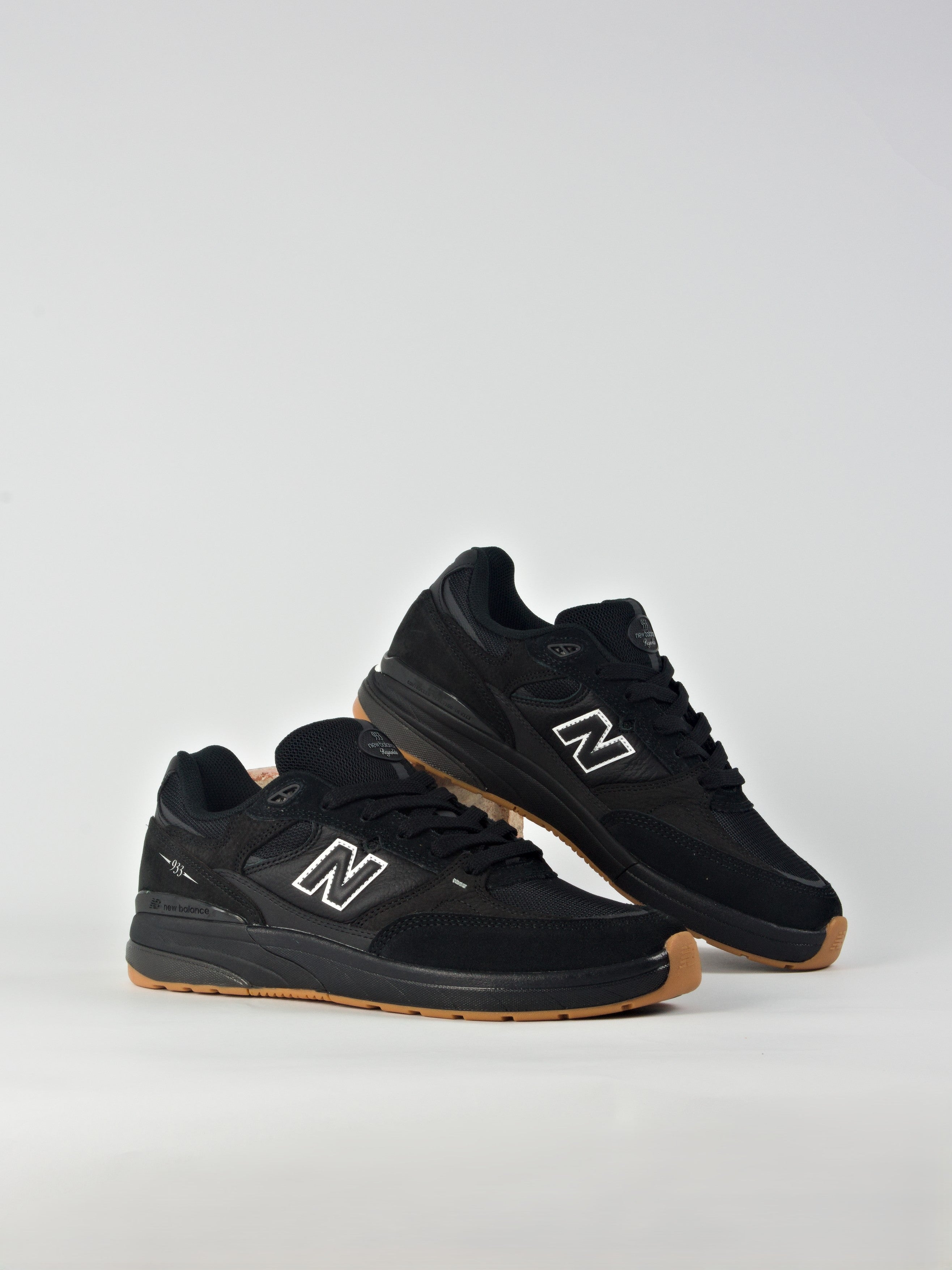 New balance numeric - 933 andrew reynolds - black gum