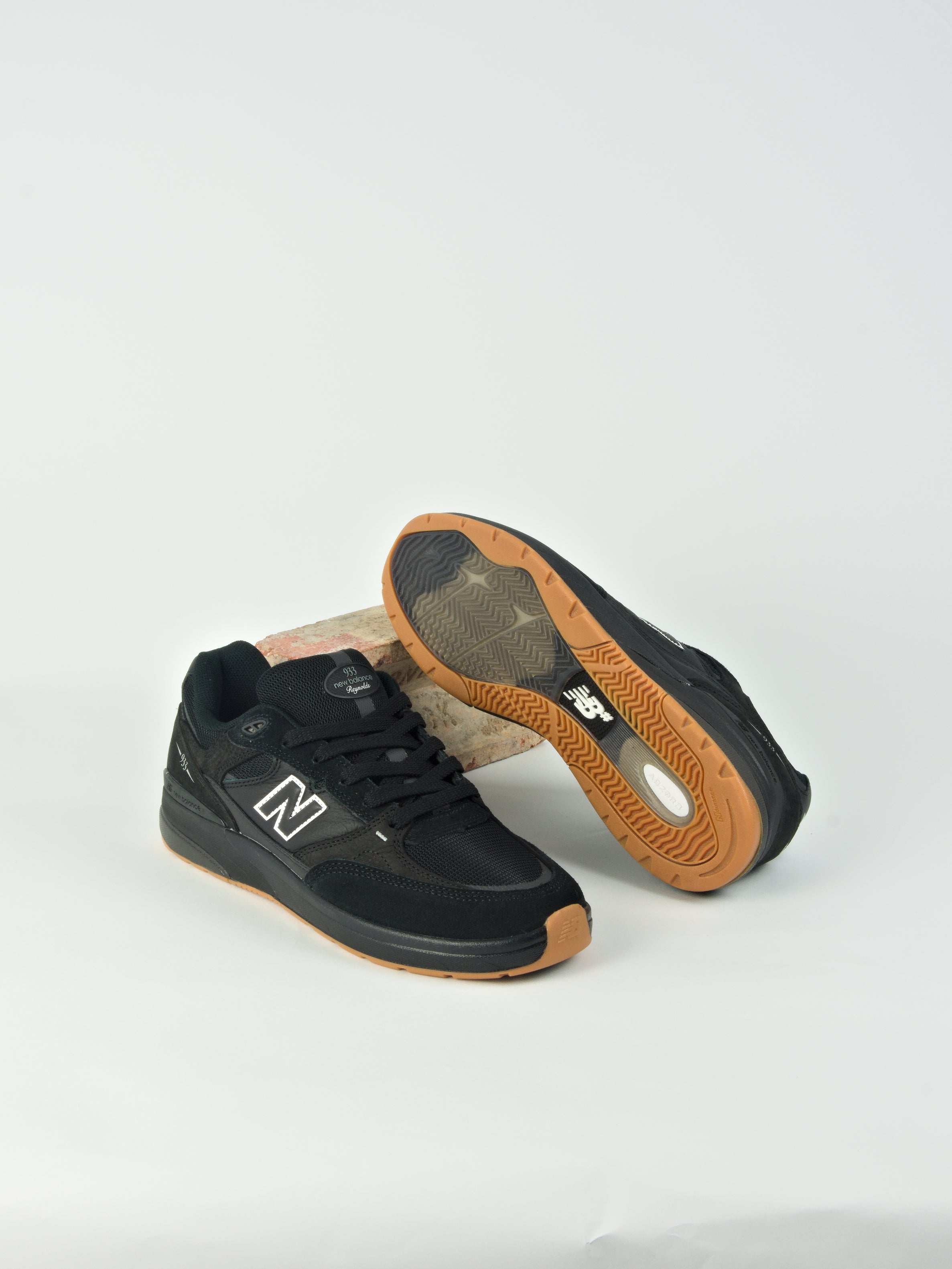 New balance numeric - 933 andrew reynolds - black gum