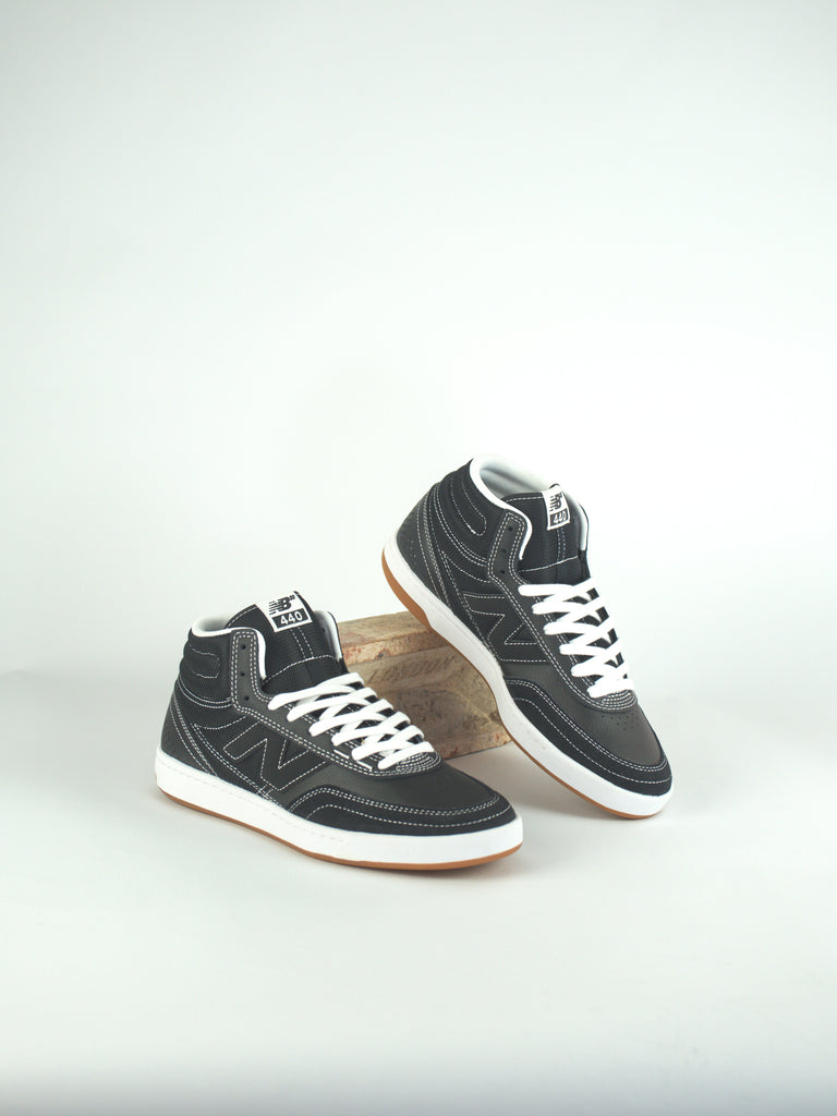 New Balance Numeric High V2 Skate Shoe In Black/white With Gum Soles