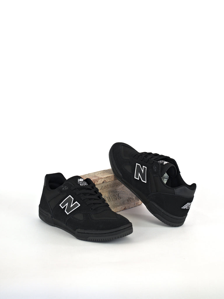 Black New Balance Numeric Tom Knox 600 Pro Skate Shoe with gray N logos on sides