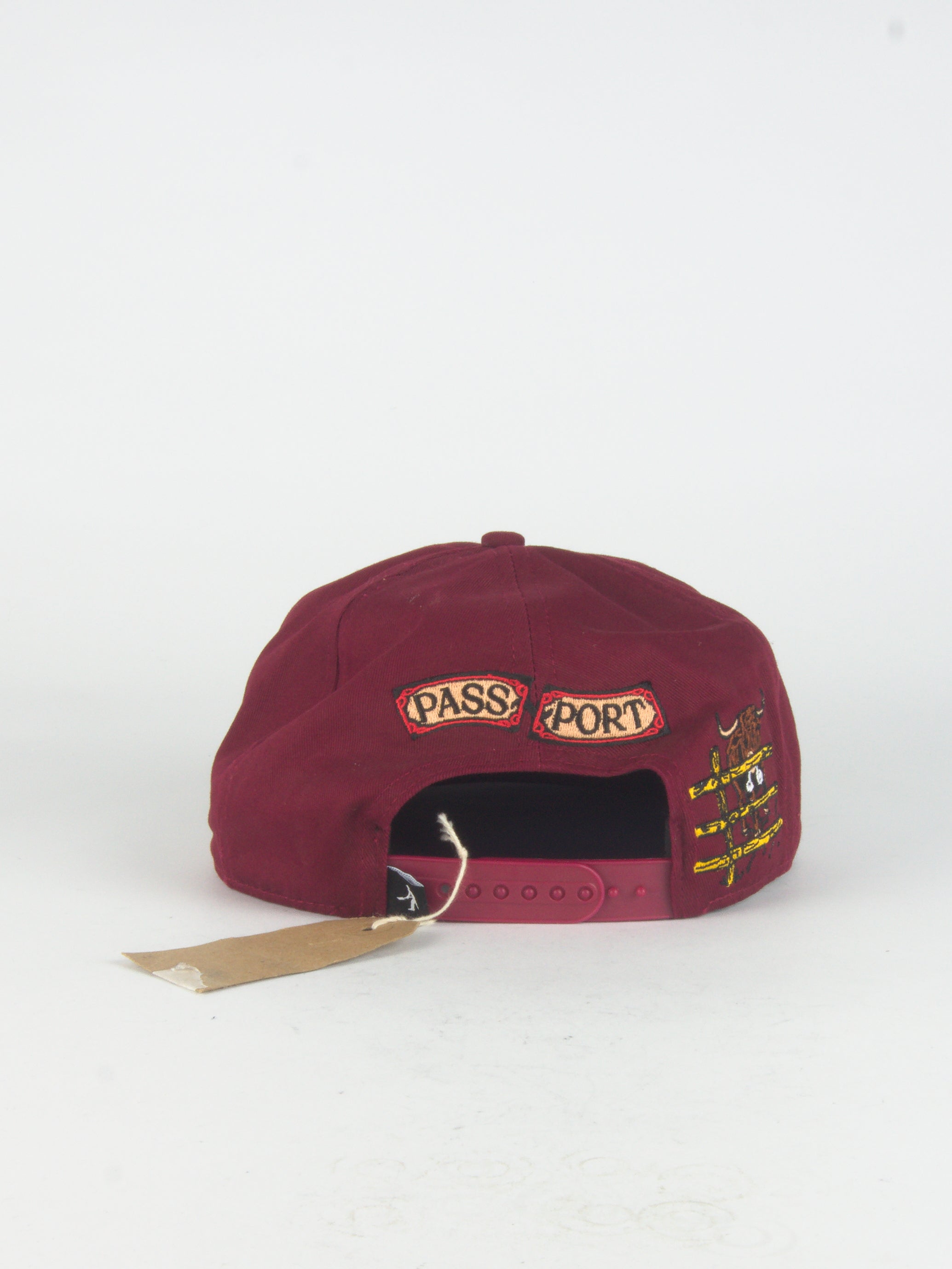 Pass-port - red flag worker cap - maroon