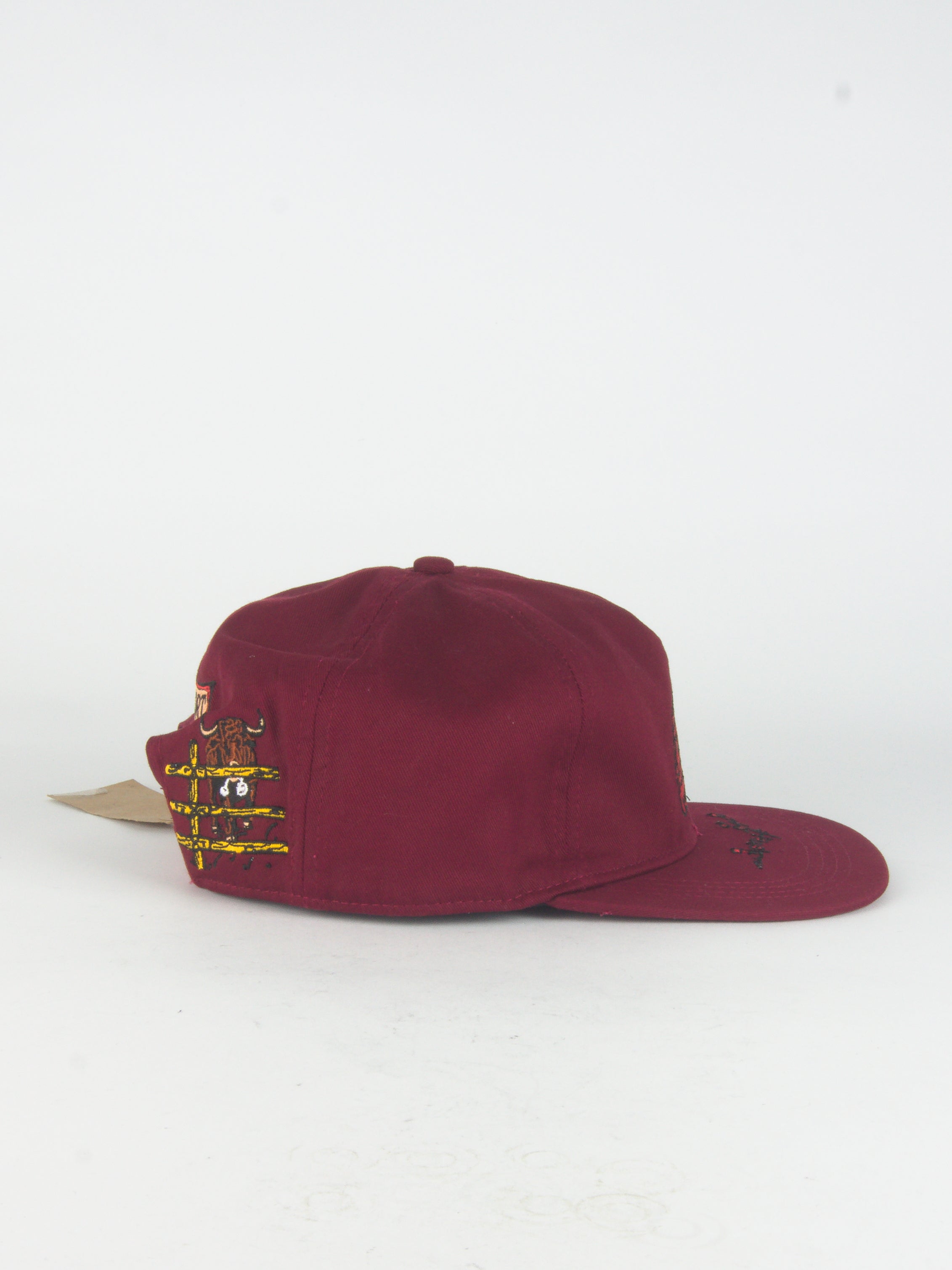 Pass-port - red flag worker cap - maroon