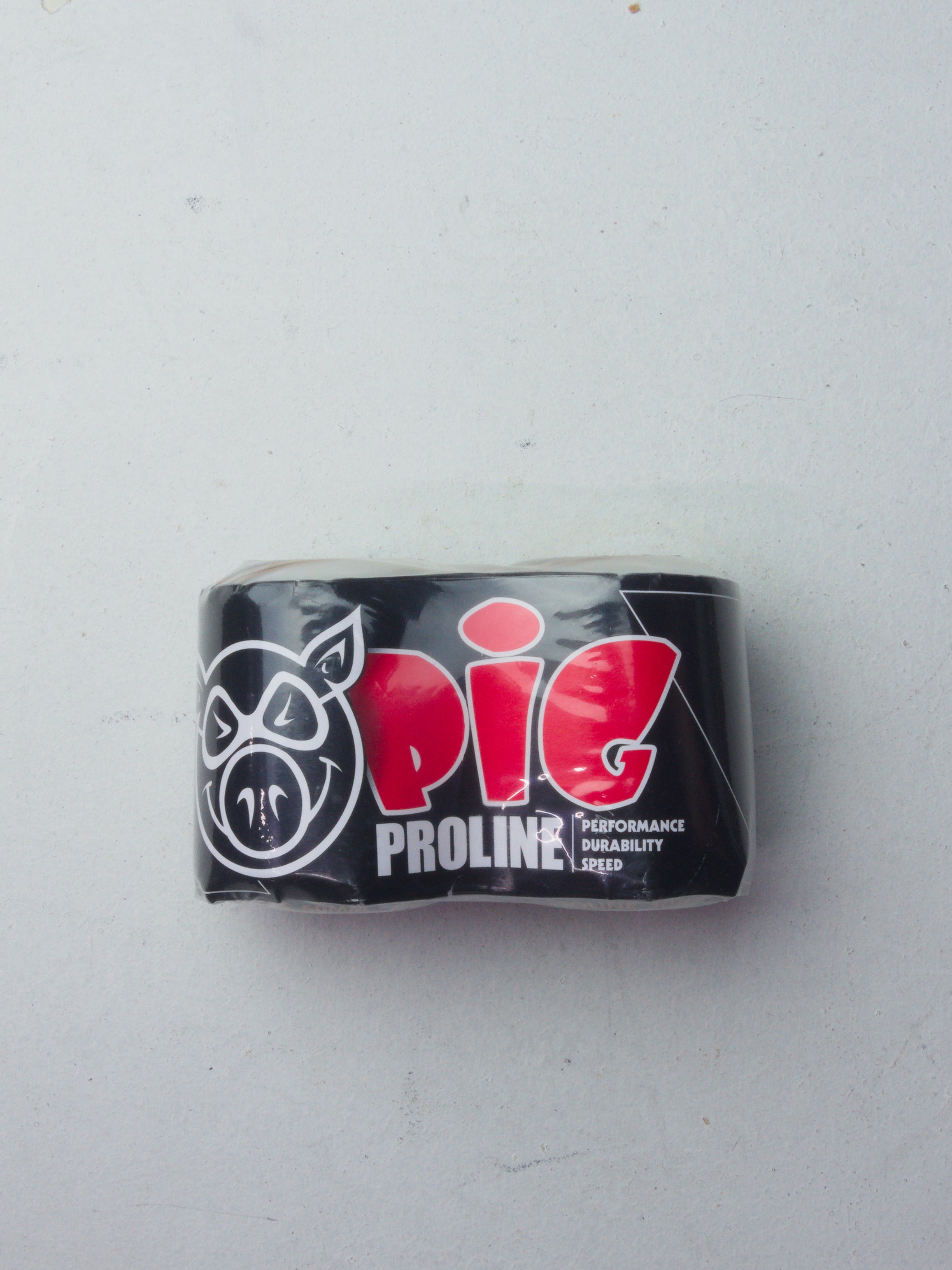 Pig wheels proline skateboard 101a 50mm black skateboard red