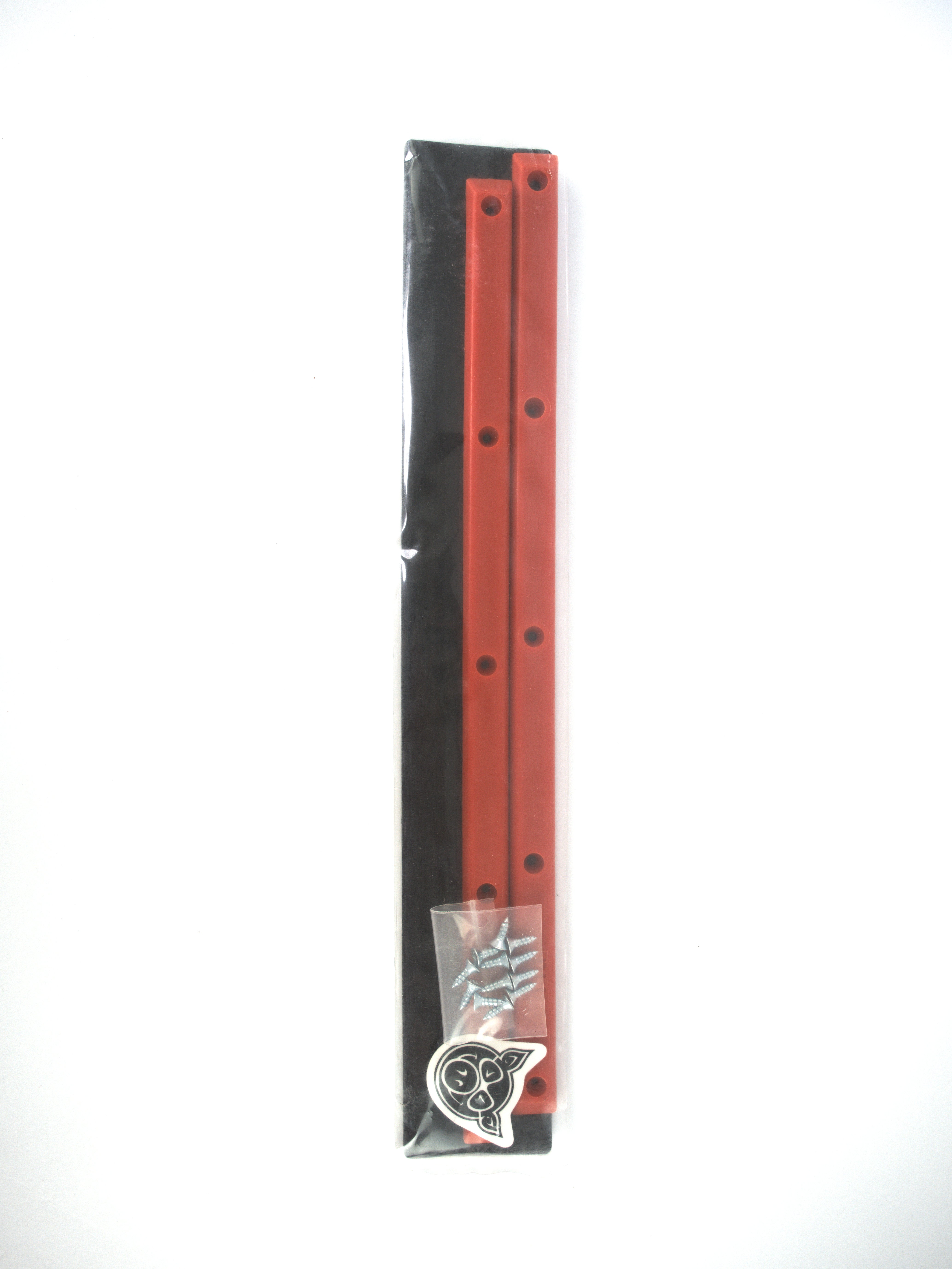 Pig wheels rails red