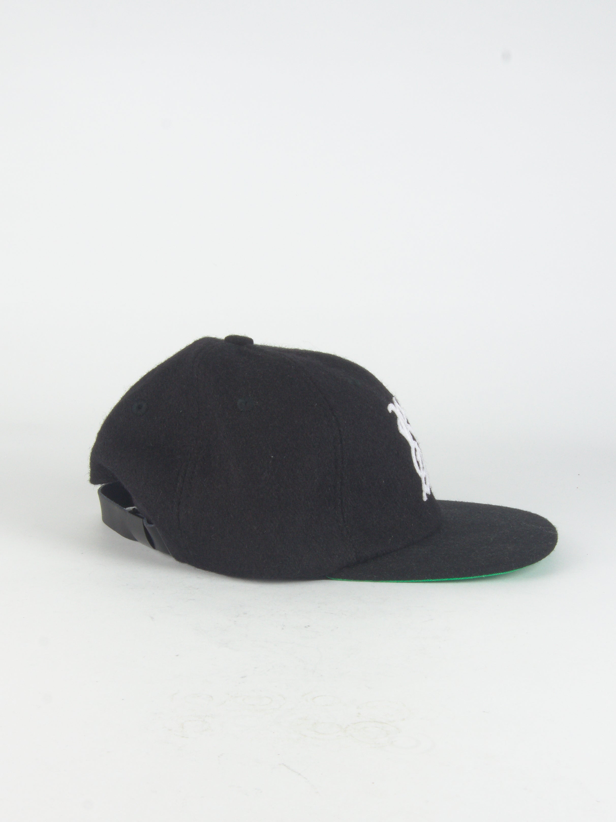 Real skateboards - stacked logo cap - black