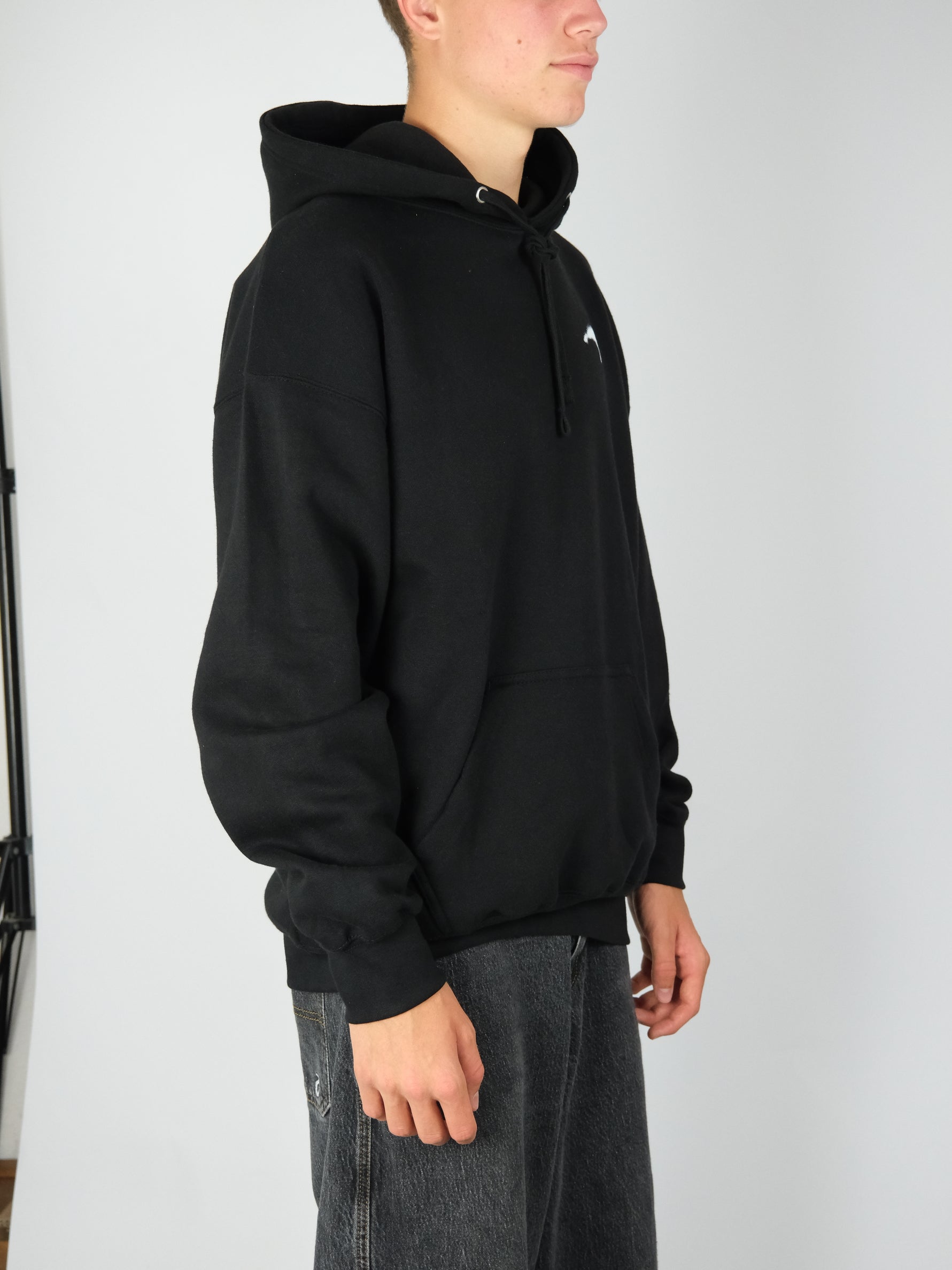 Snack -’alive overspray’ heavyweight 10 oz cotton hoodie - black